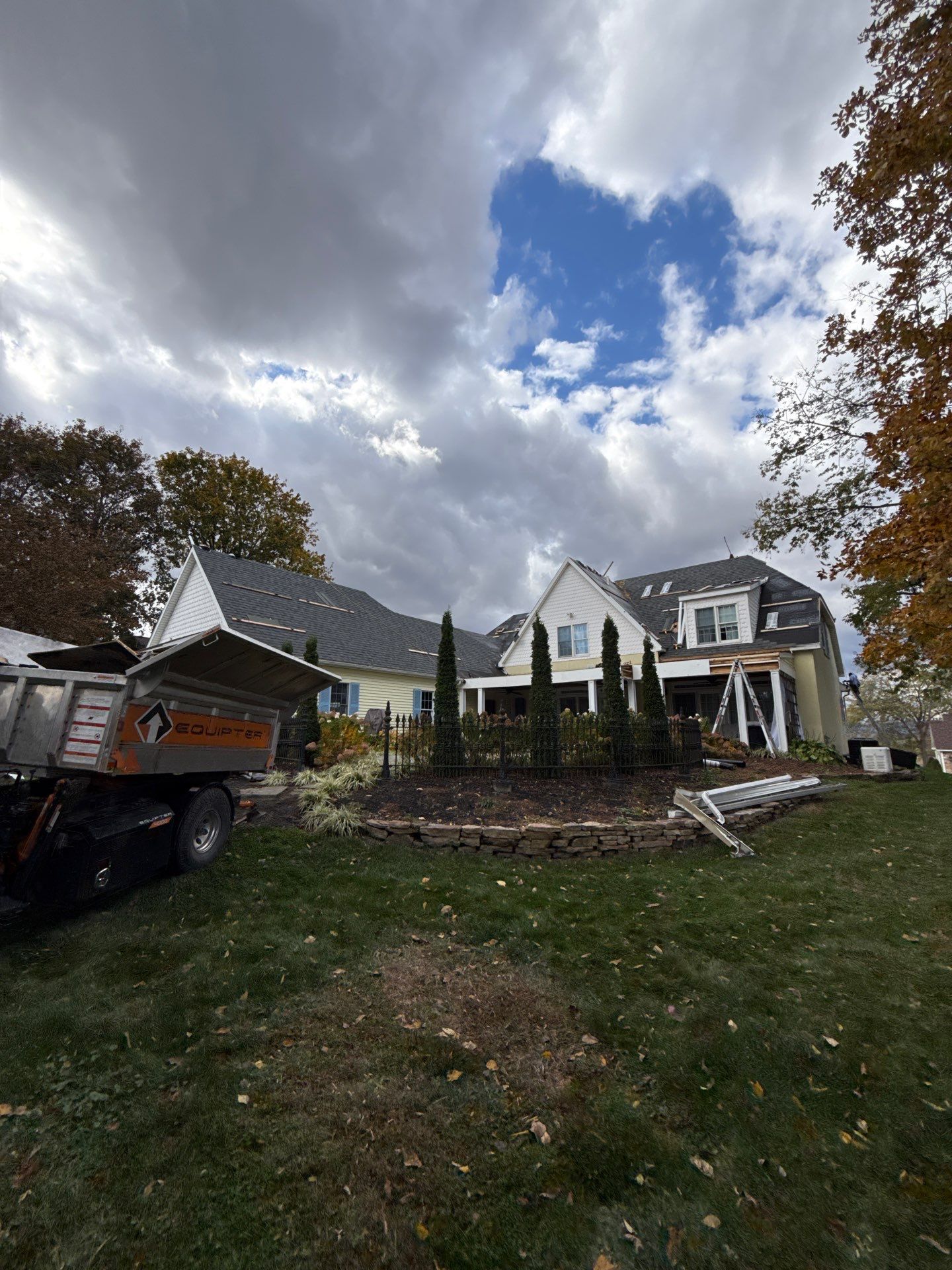 Howard and Christine Full Shingle Roof Installation by Good Hands Roofing