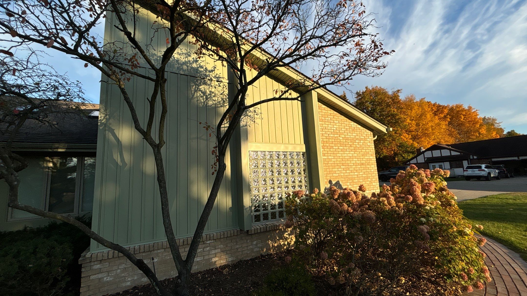 Siding Replacement using Alside 7" B&B by 180 Contractors