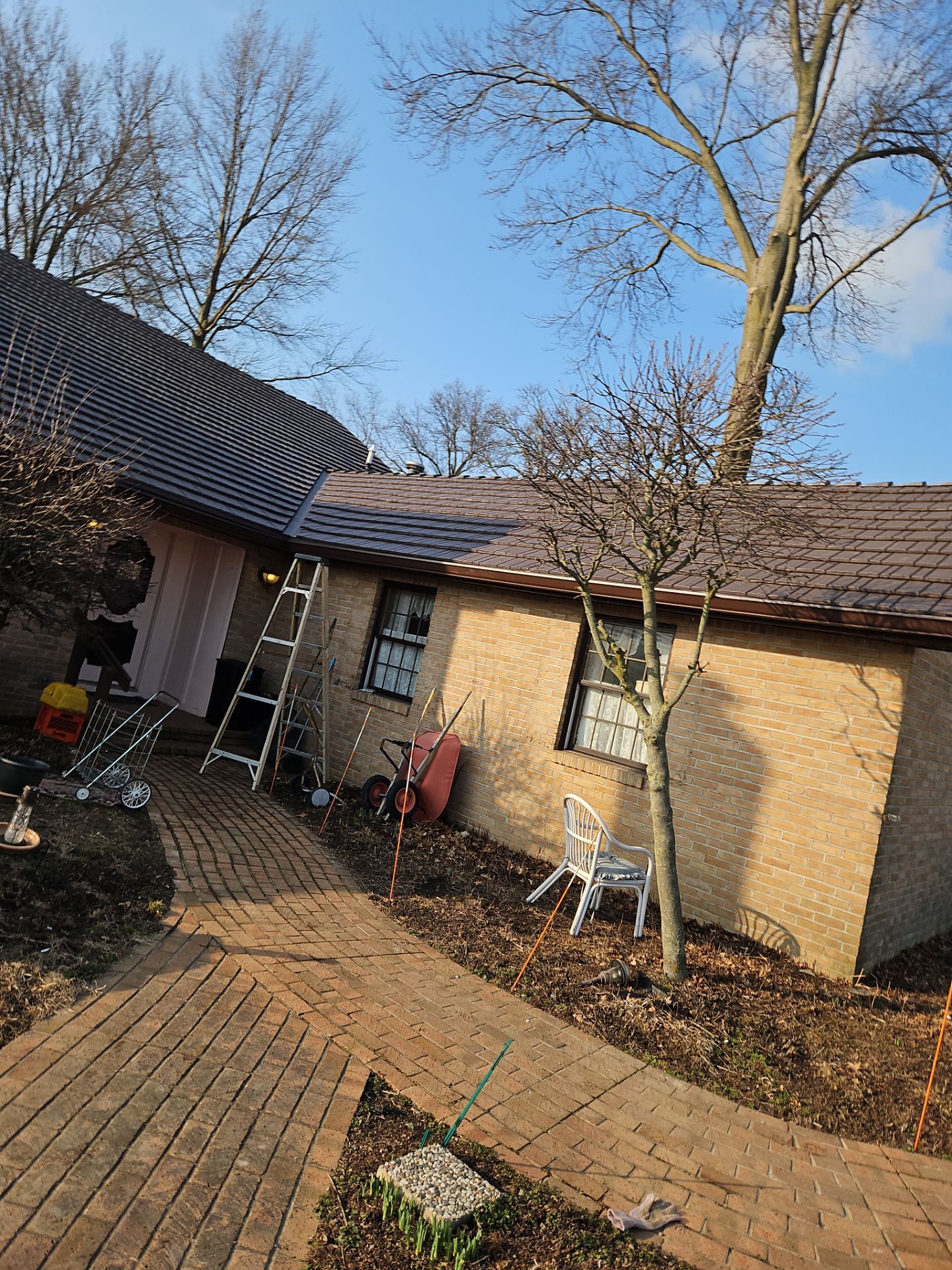 Residential Roofing Installation using Great American Shake - Mustang Brown by Nitro Roofing and Construction