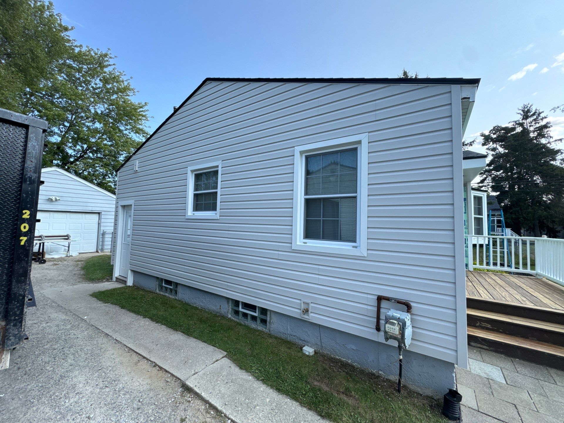 Siding Replacement using Alside D5" Platinum Grey by 180 Contractors