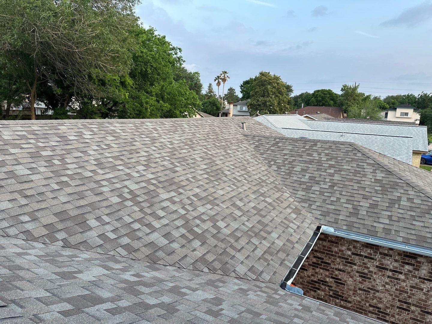 Residential Roofing Installation using Owen's Corning Duration (Lifetime) Shingles by Roof Repair Company
