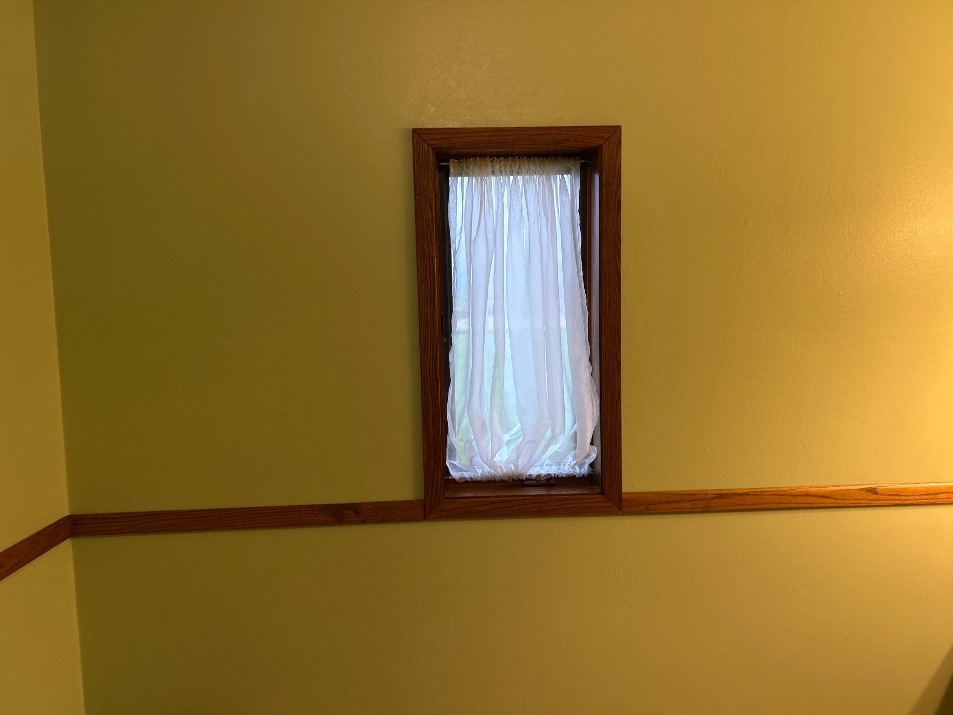 Window replacement using Pella Lifestyle wood/Aluminum window by United Windows and Siding LLC