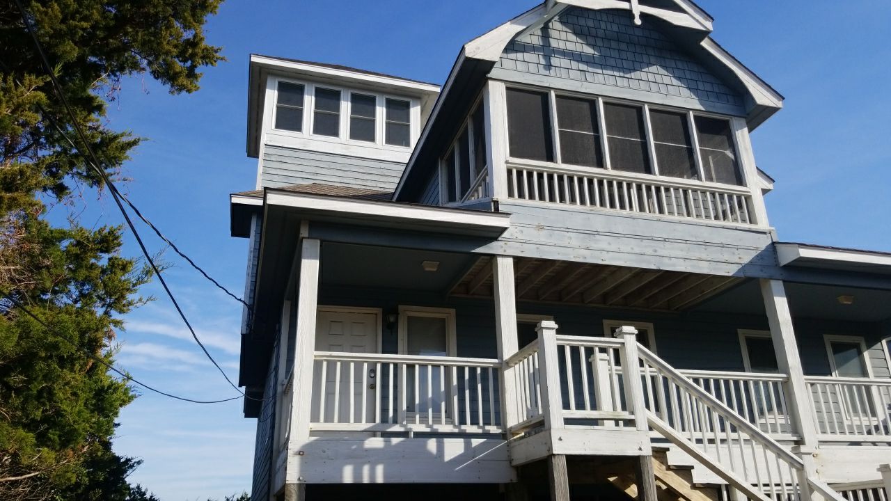 Carolina Clipper Full Exterior Project by Gallop Roofing & Remodeling, Inc.