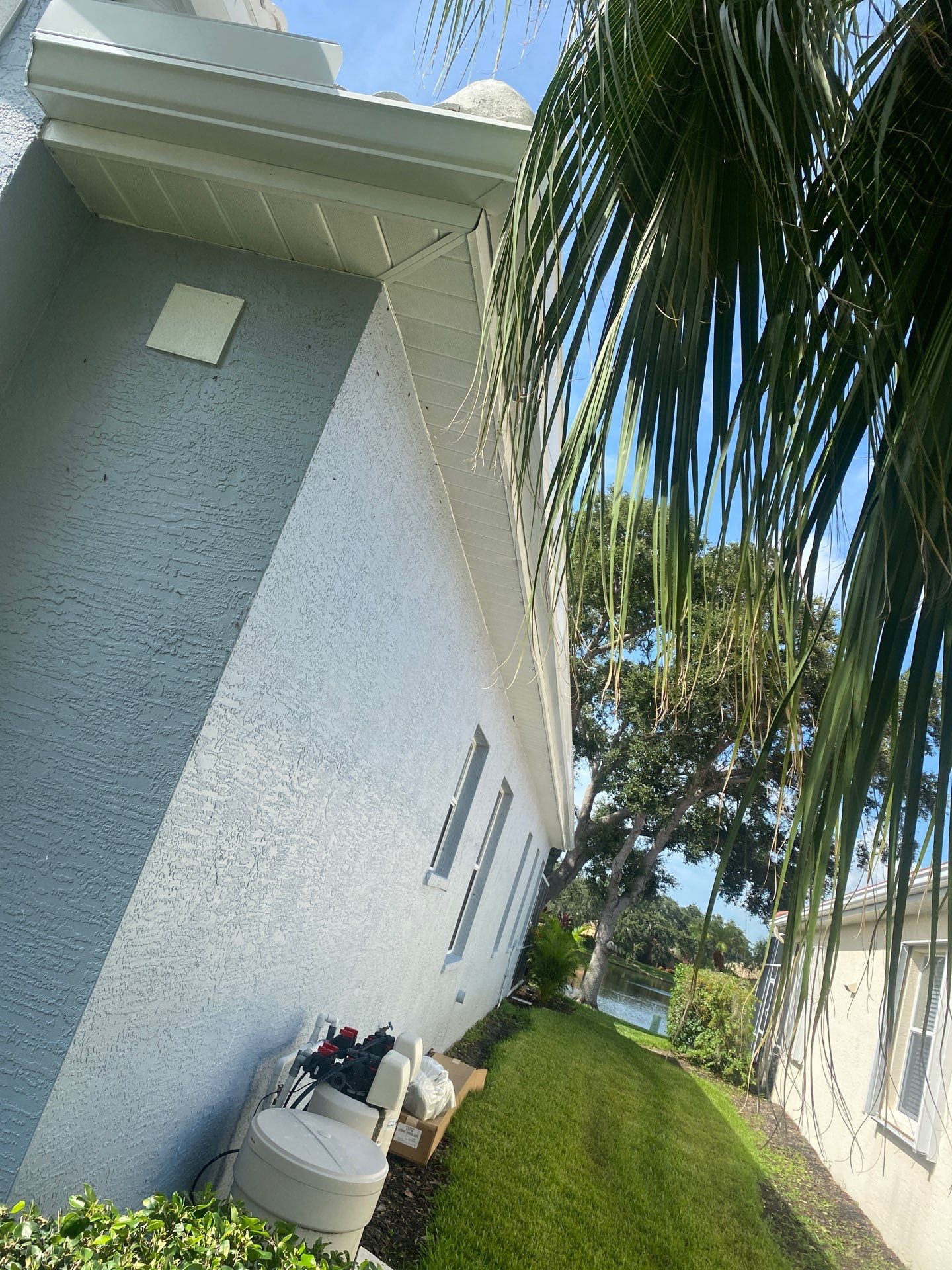 Smooth Box Seamless Gutters Installed by Gutter Professor in Sarasota FL by Gutter Professors