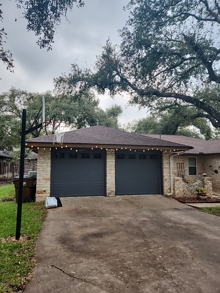 Antique Brown - Malarkey Highlander by RoofsOnly.com