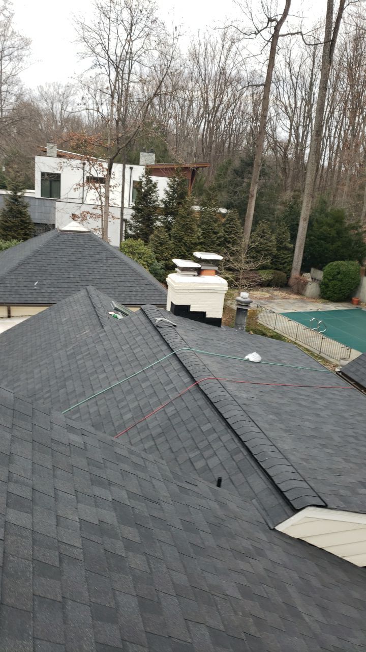 McLean: Certainteed Landmark Pro Designer Shingles in Max Def Charcoal Black by RM Banning, Inc.