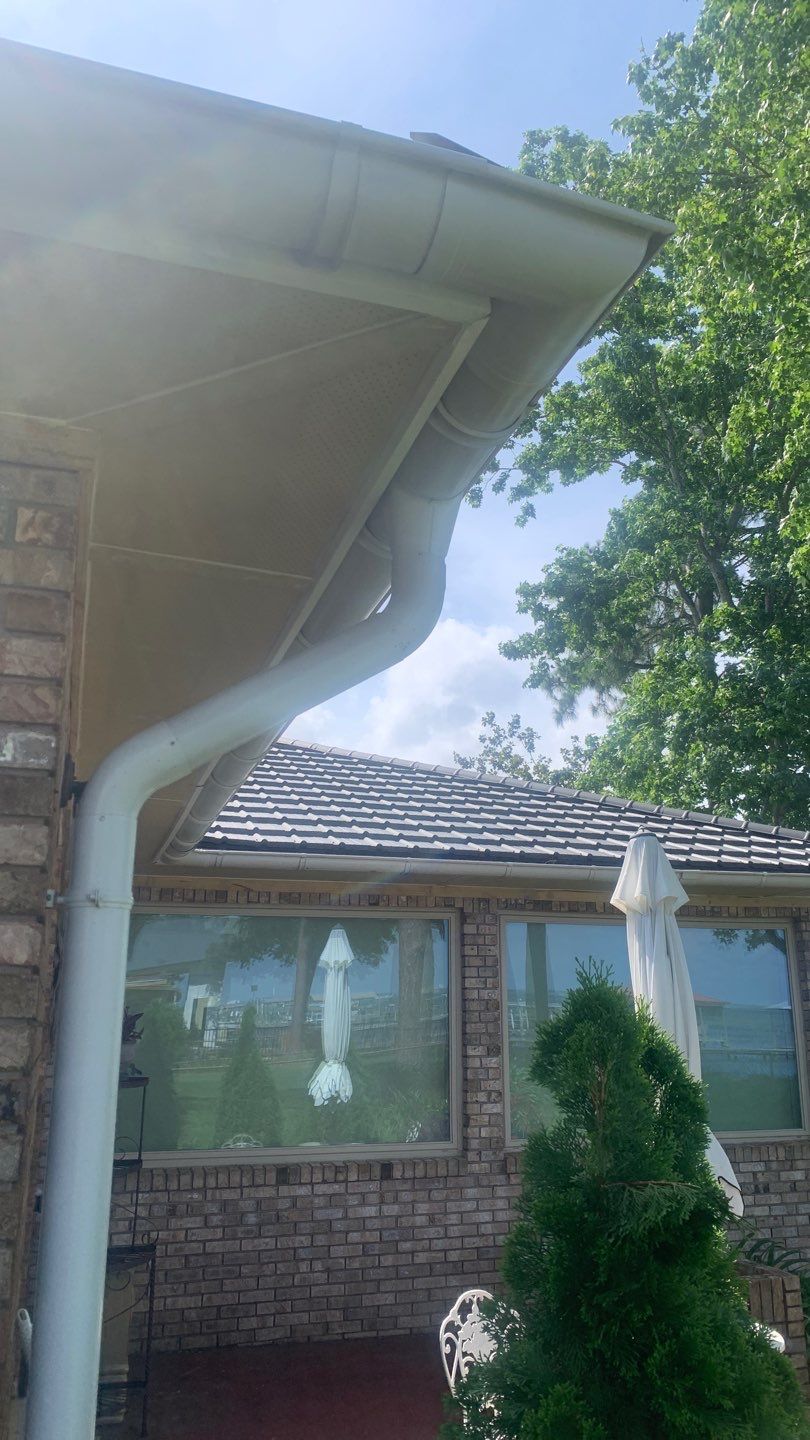Soffit and Fascia Installation using Vented Vinyl Soffit by Gutter Professors