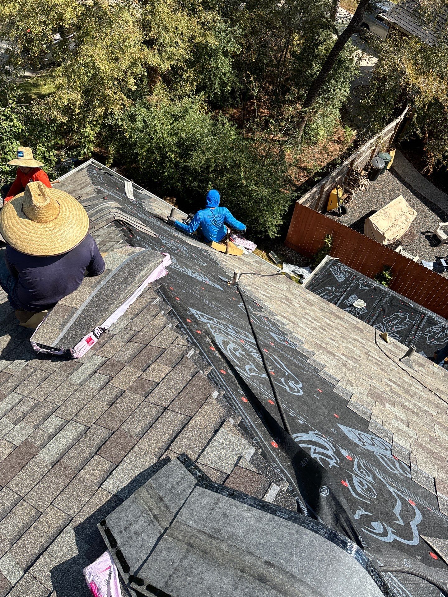 Residential Roofing Installation using Owen's Corning Duration (Lifetime) Shingles by Roof Repair Company