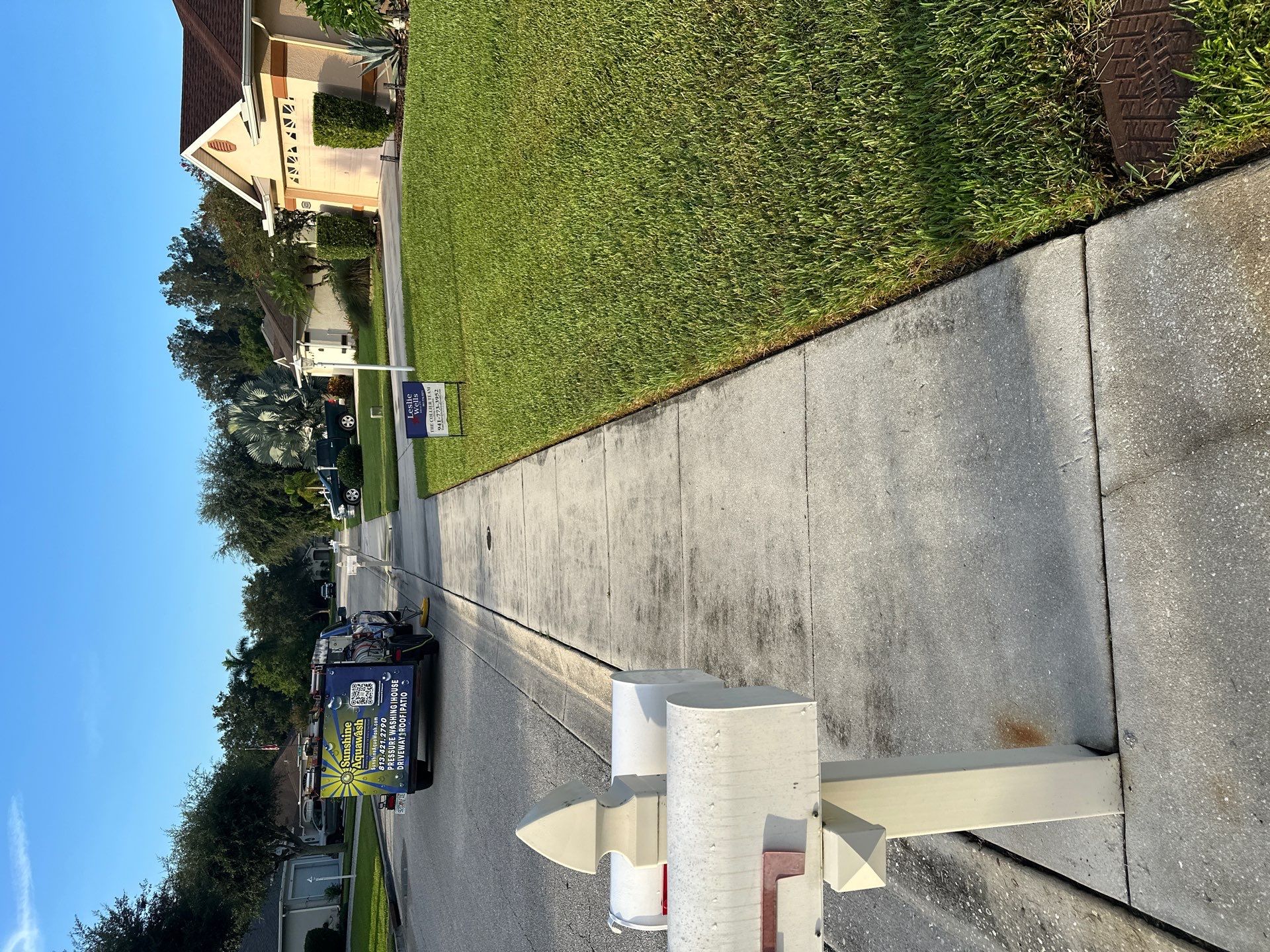🏡 Pre-Sale House & Driveway Cleaning – Arbor Creek, Palmetto, FL by Sunshine AquaWash