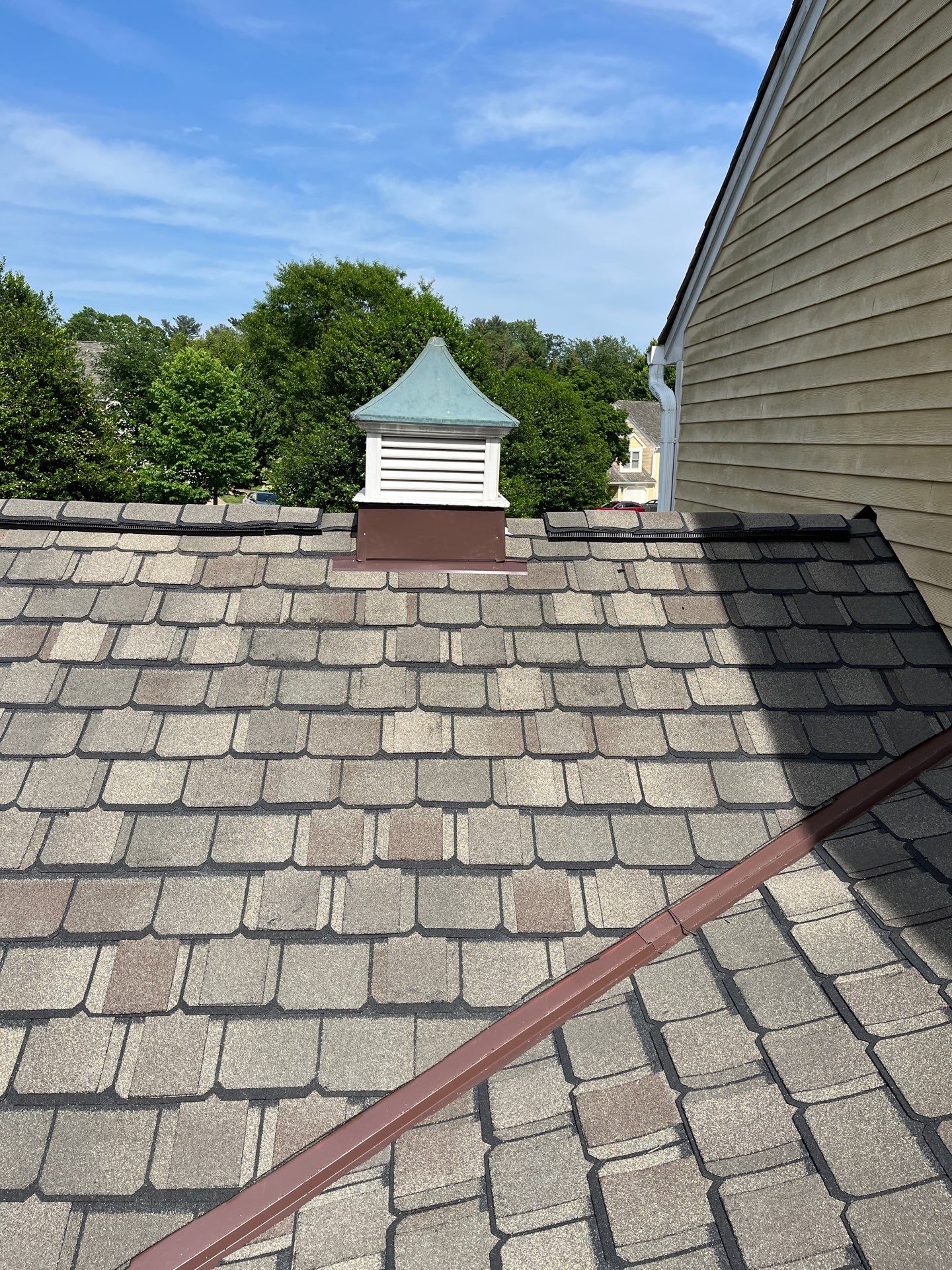 Arlington: CertainTeed Grand Manor Designer Shingles in Weathered Wood by RM Banning, Inc.