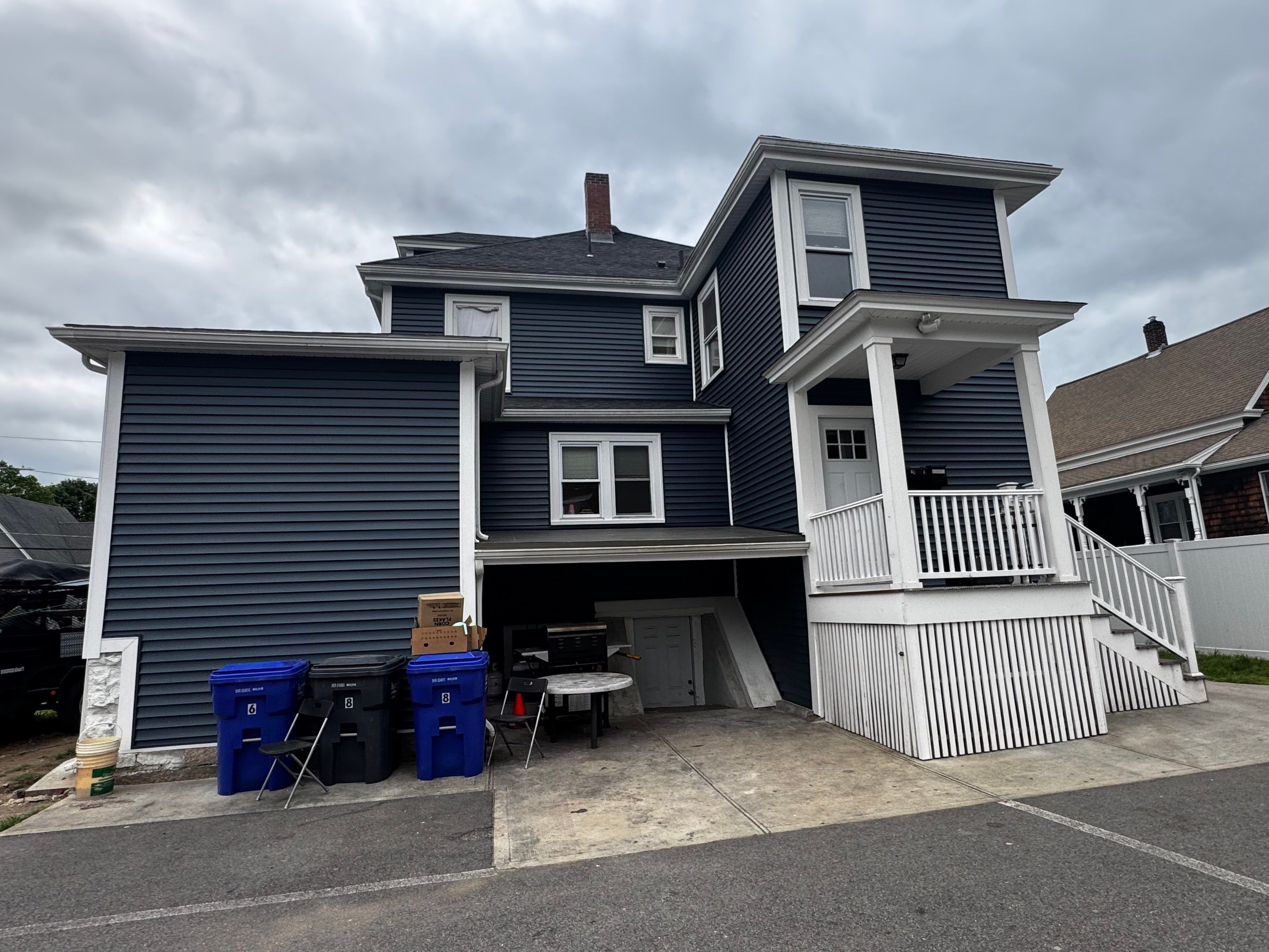 Tyee Siding  by Tyee Construction Corp