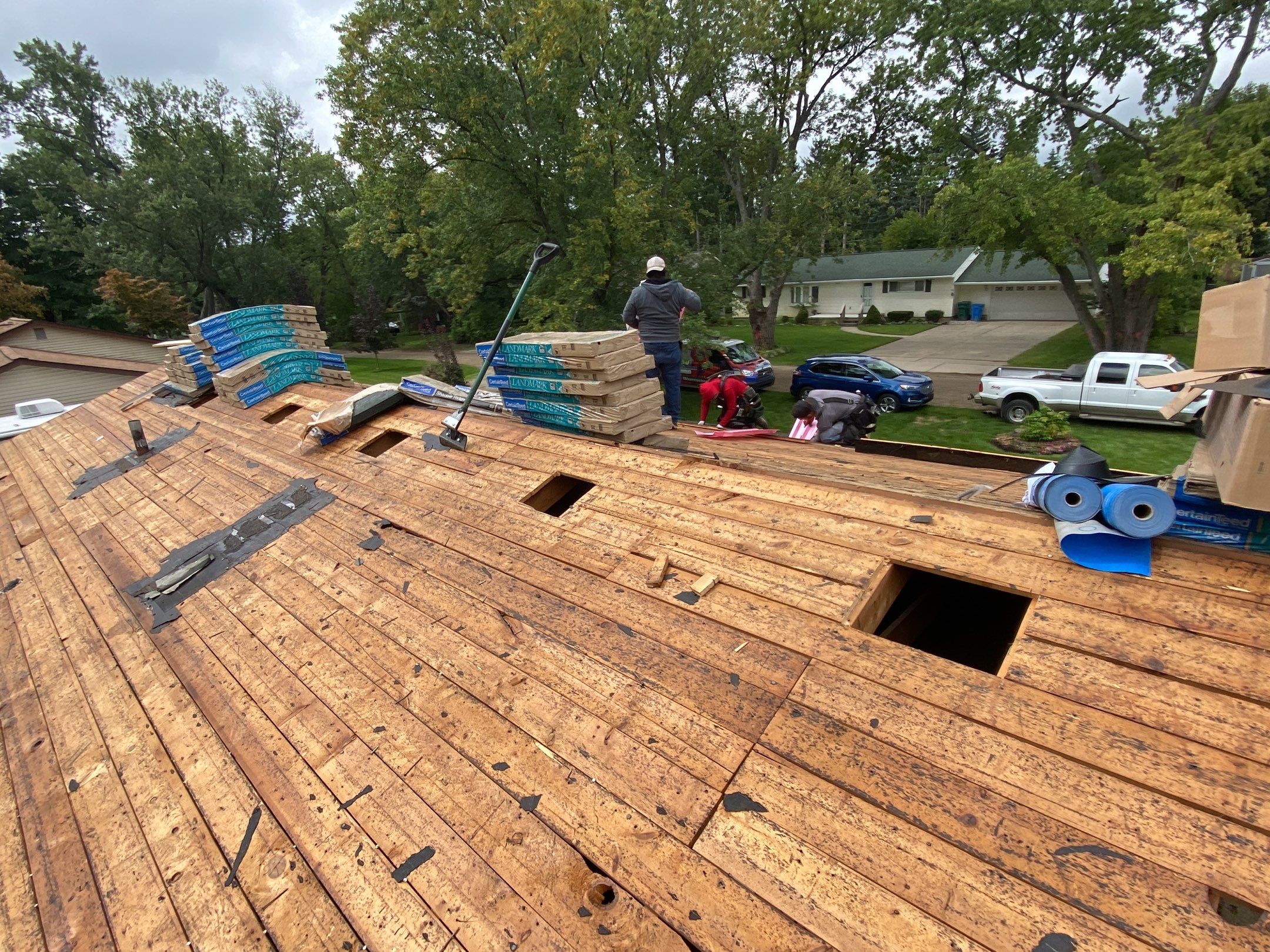 Roof Replacement using CertainTeed Landmark Pro by 180 Contractors