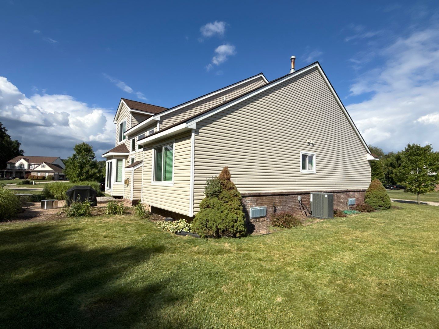 Siding Replacement using Alside D4 Odyssey-Plus Dutchlap Tuscan Clay by 180 Contractors