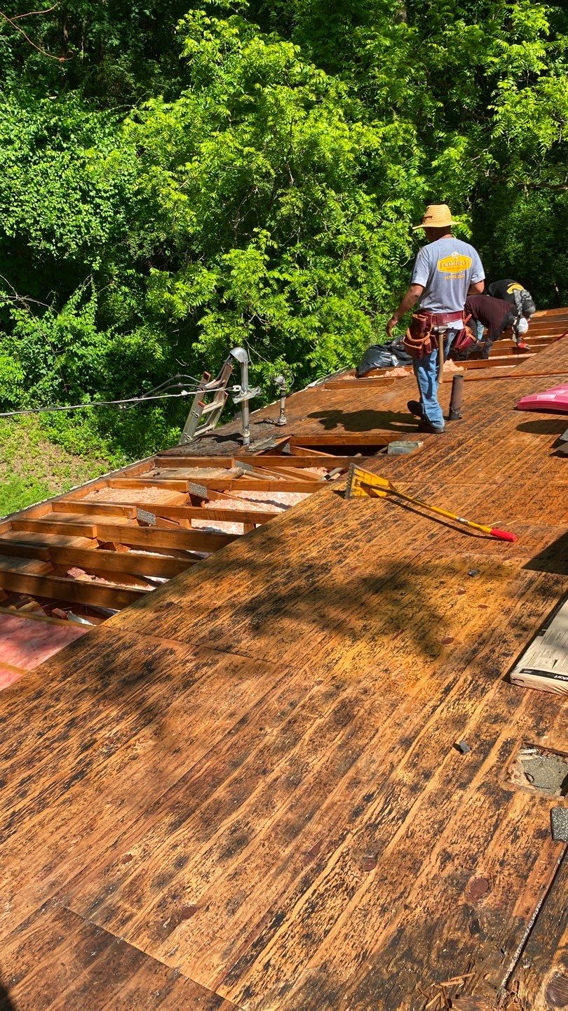 Roof Replacement using CertainTeed Landmark by 180 Contractors
