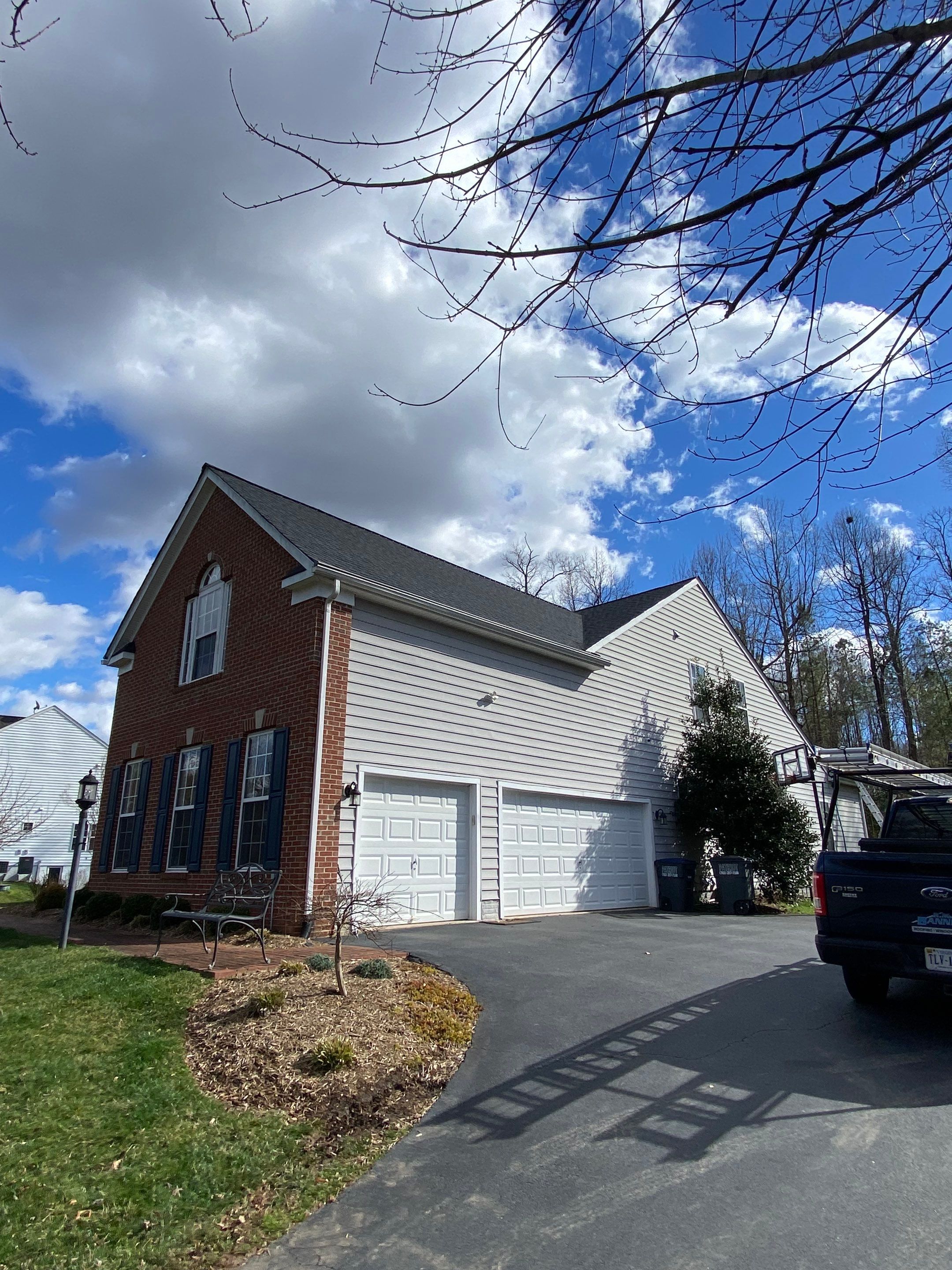 Manassas Landmark Pro Roof in Max Def Charcoal Black by RM Banning, Inc.