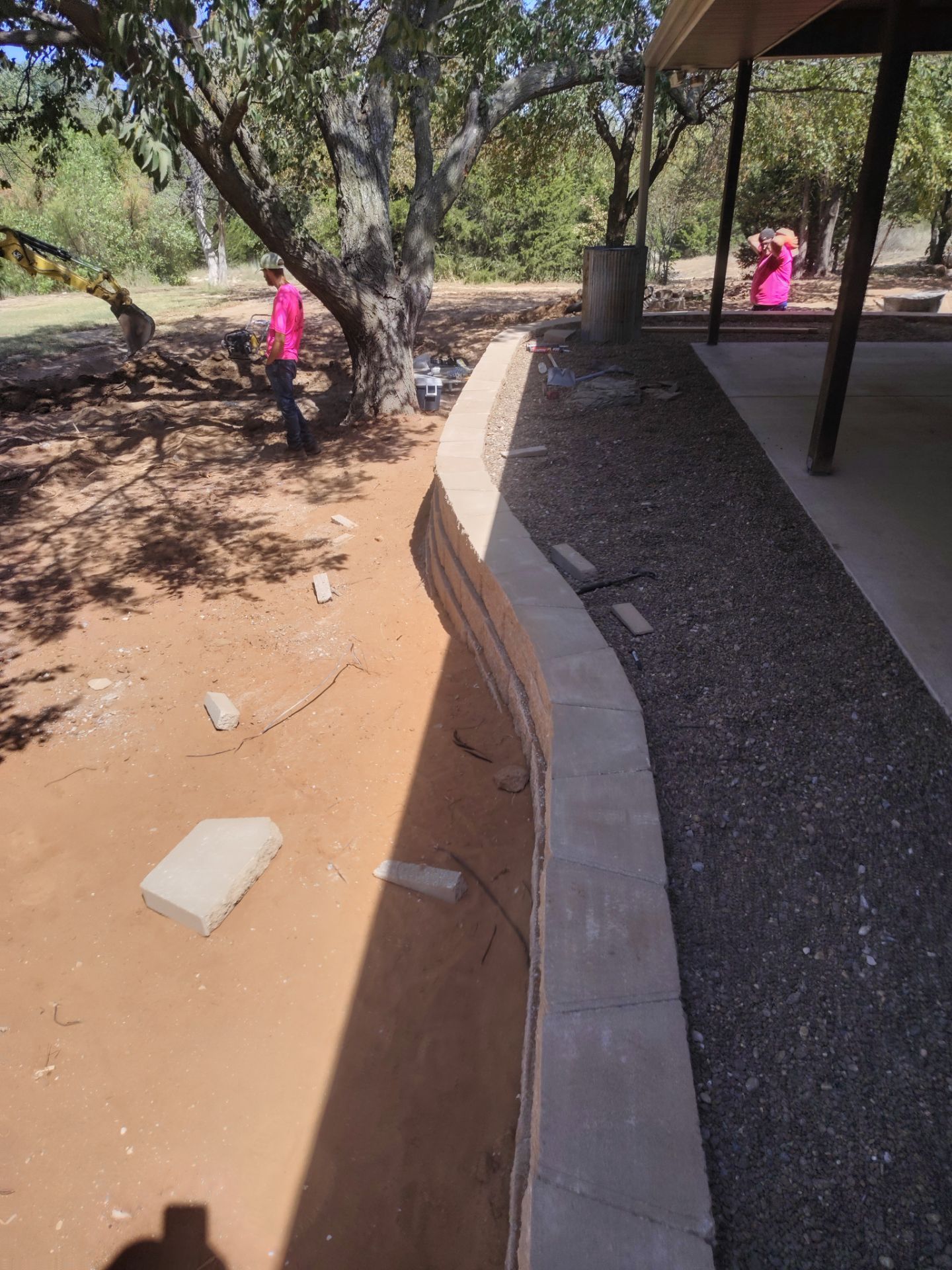 Retaining Wall by Clays Services Inc
