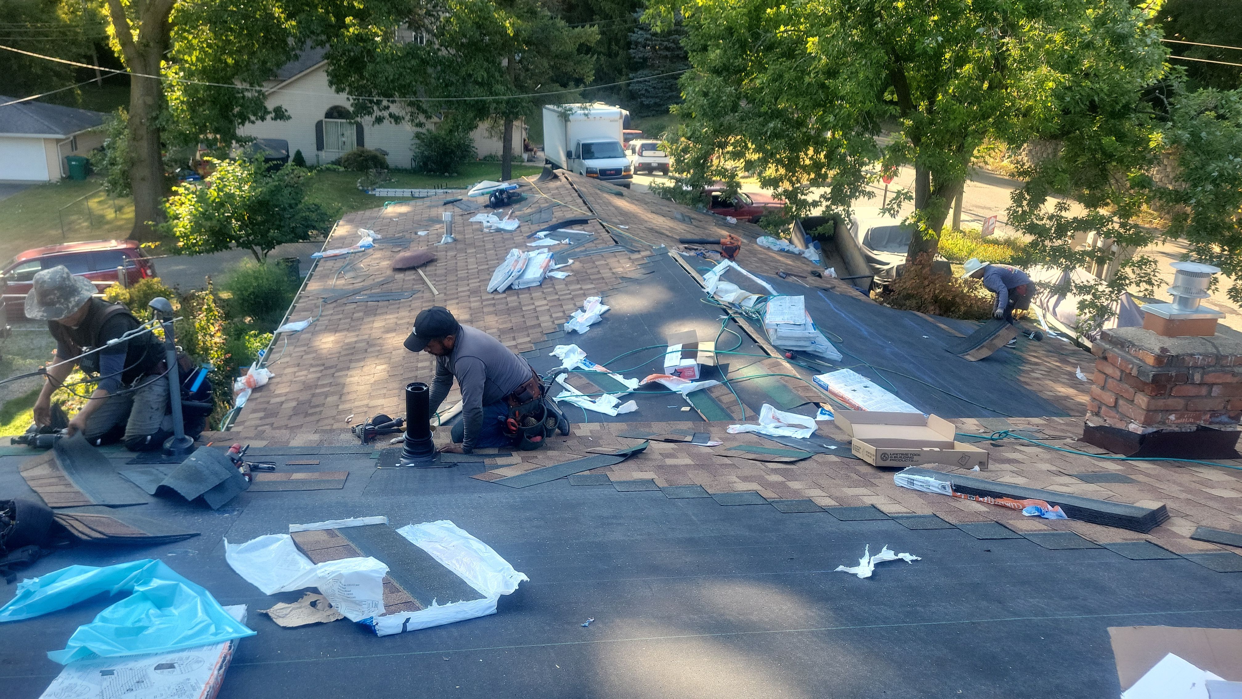 Roof Replacement using CertainTeed Landmark by 180 Contractors