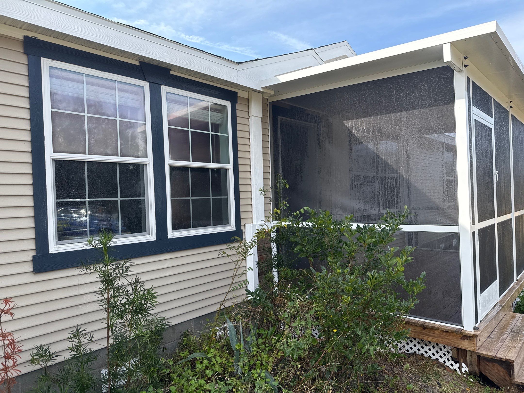 House Wash & Porch Cleaning in Homestead Property, Parrish, FL | Sunshine AquaWash by Sunshine AquaWash