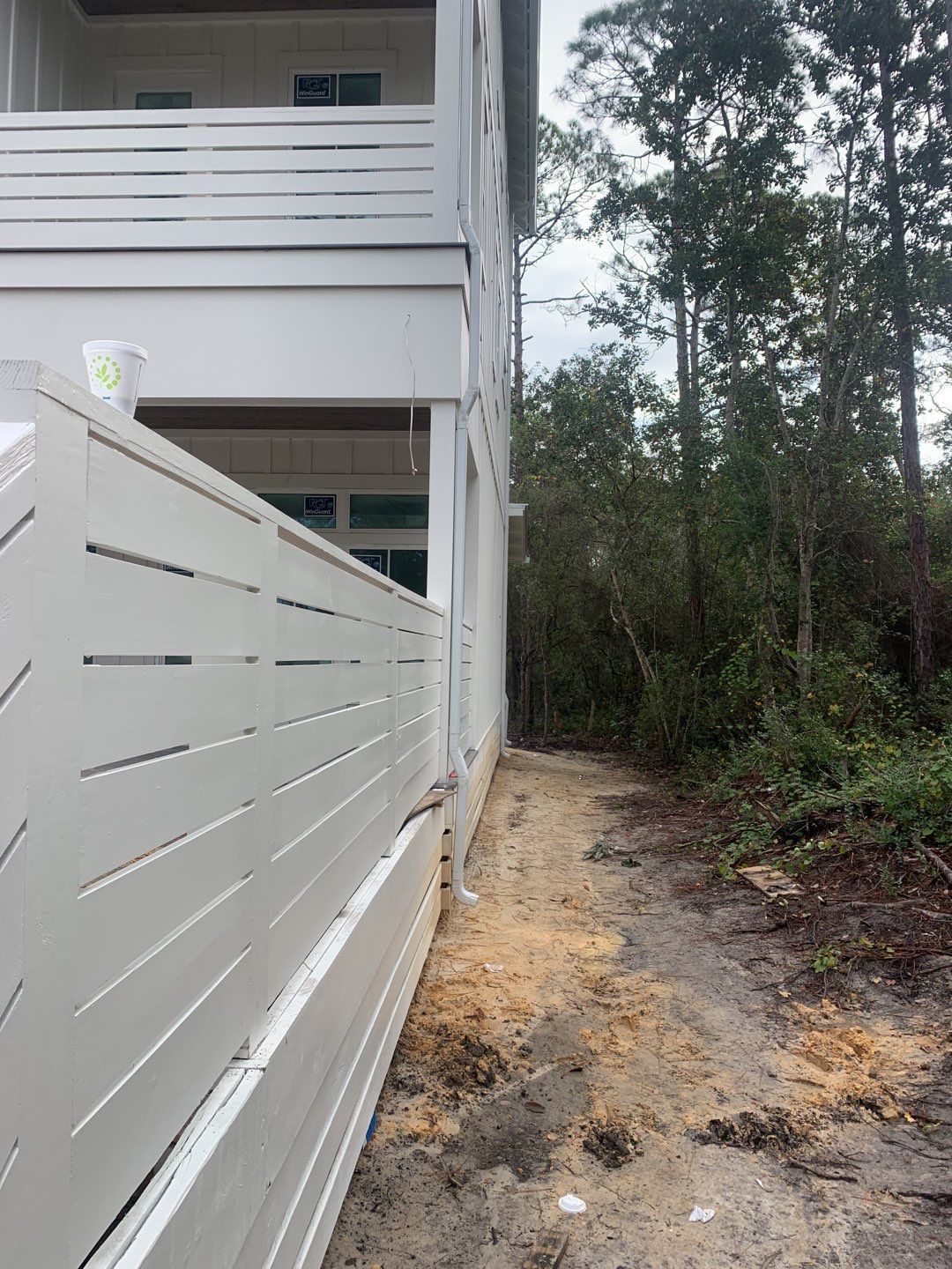 6-inch White Seamless Gutters in Santa Rosa Beach, FL by Gutter Professors