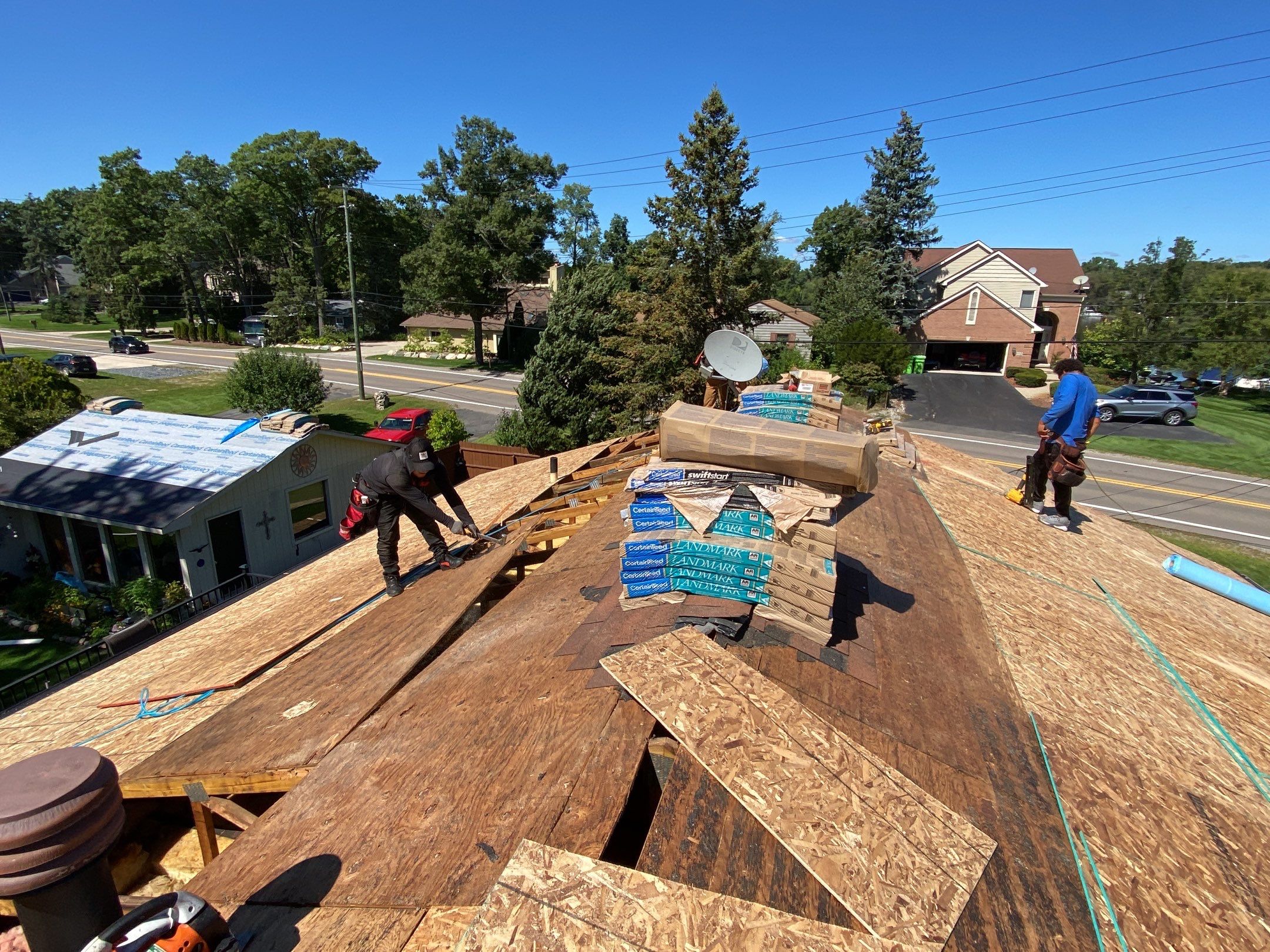 Roof Replacement using CertainTeed Landmark by 180 Contractors