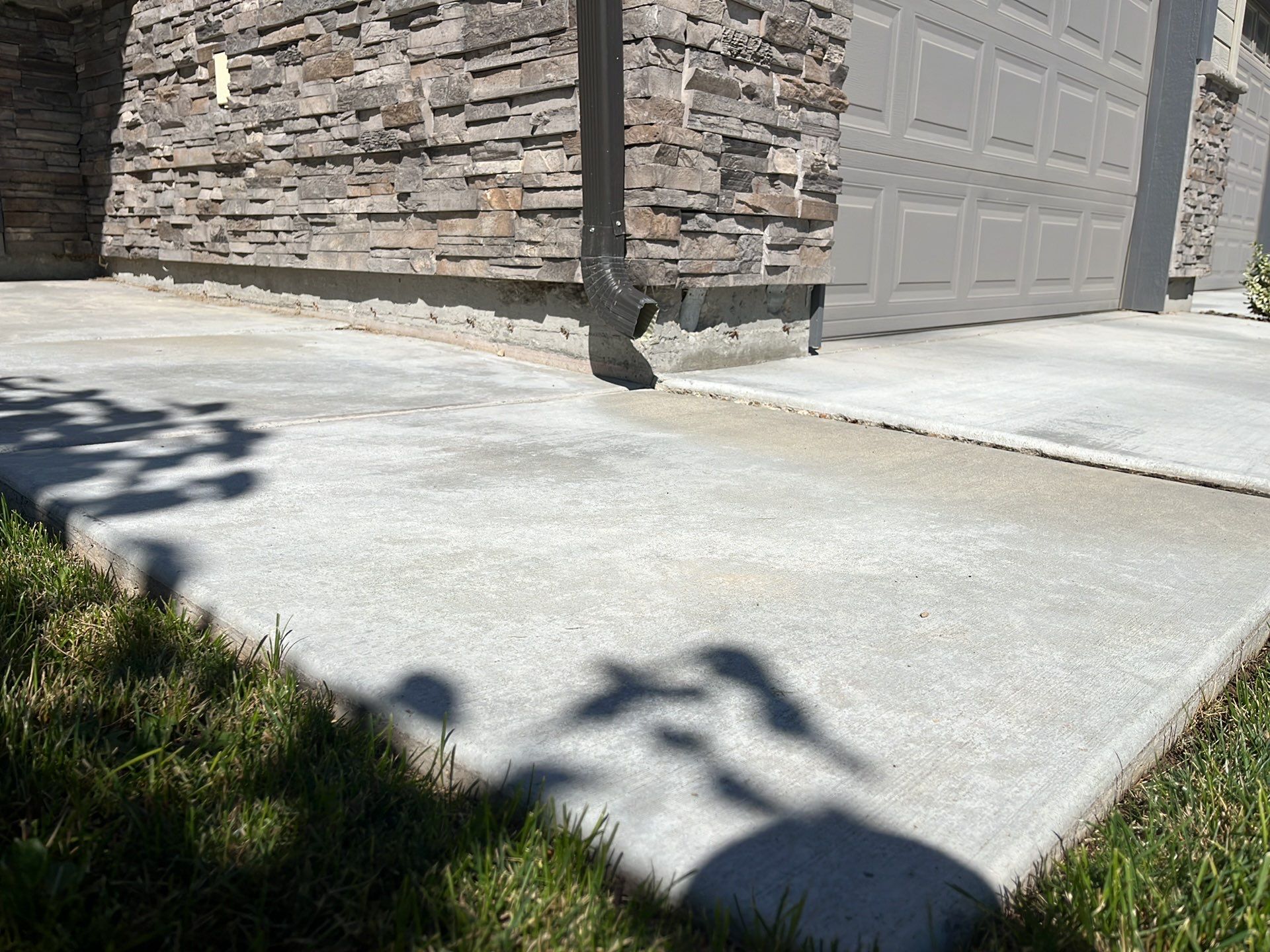 Seamless Walkway Repair for Guadalupe by Mr. Mudd Concrete