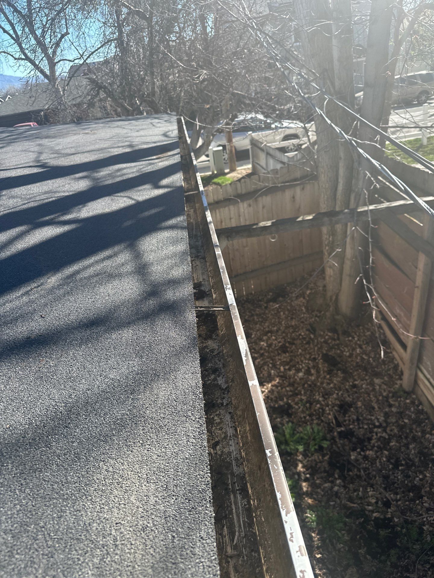 Commercial gutter cleaning Idaho after photo with clean gutters