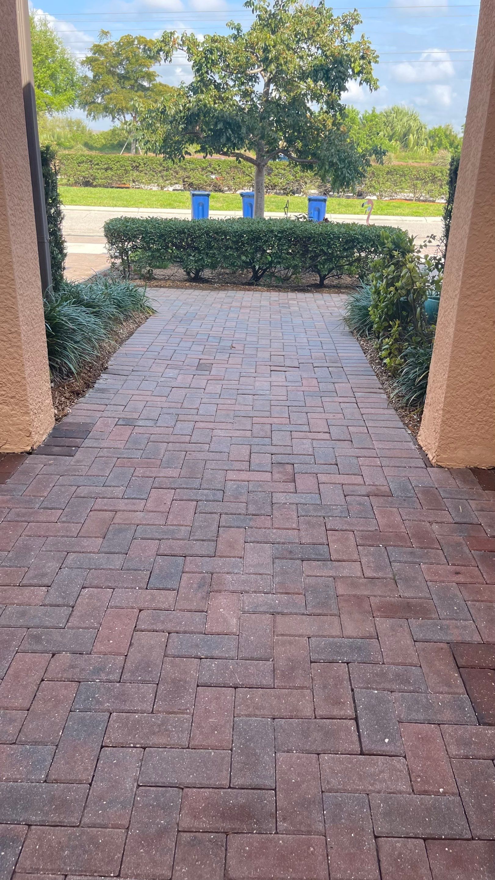 HOA Paver Driveway & Sidewalk Cleaning in Sarasota National, Venice, FL | Sunshine AquaWash by Sunshine AquaWash