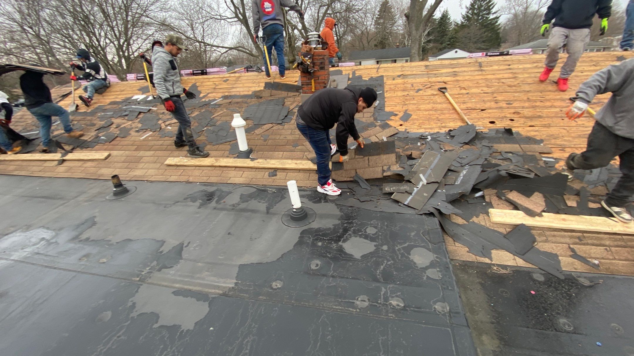 Roof Replacement using Owens Corning by 180 Contractors