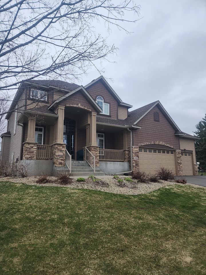 6" Gutters in Shakopee by Next Level Seamless Gutters / Exteriors Inc.