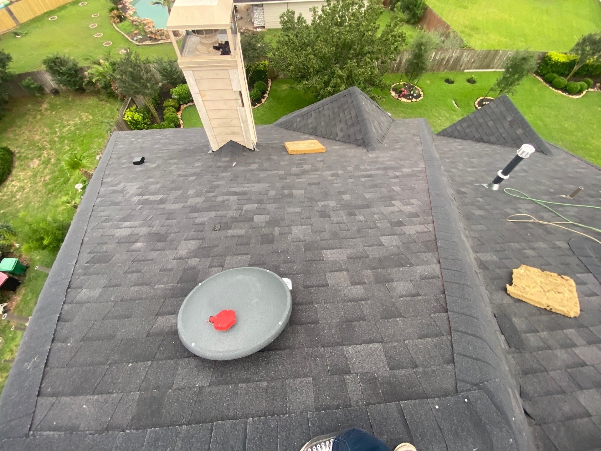Residential Roofing Installation using Owen's Corning Duration (Lifetime) Shingles by Roof Repair Company