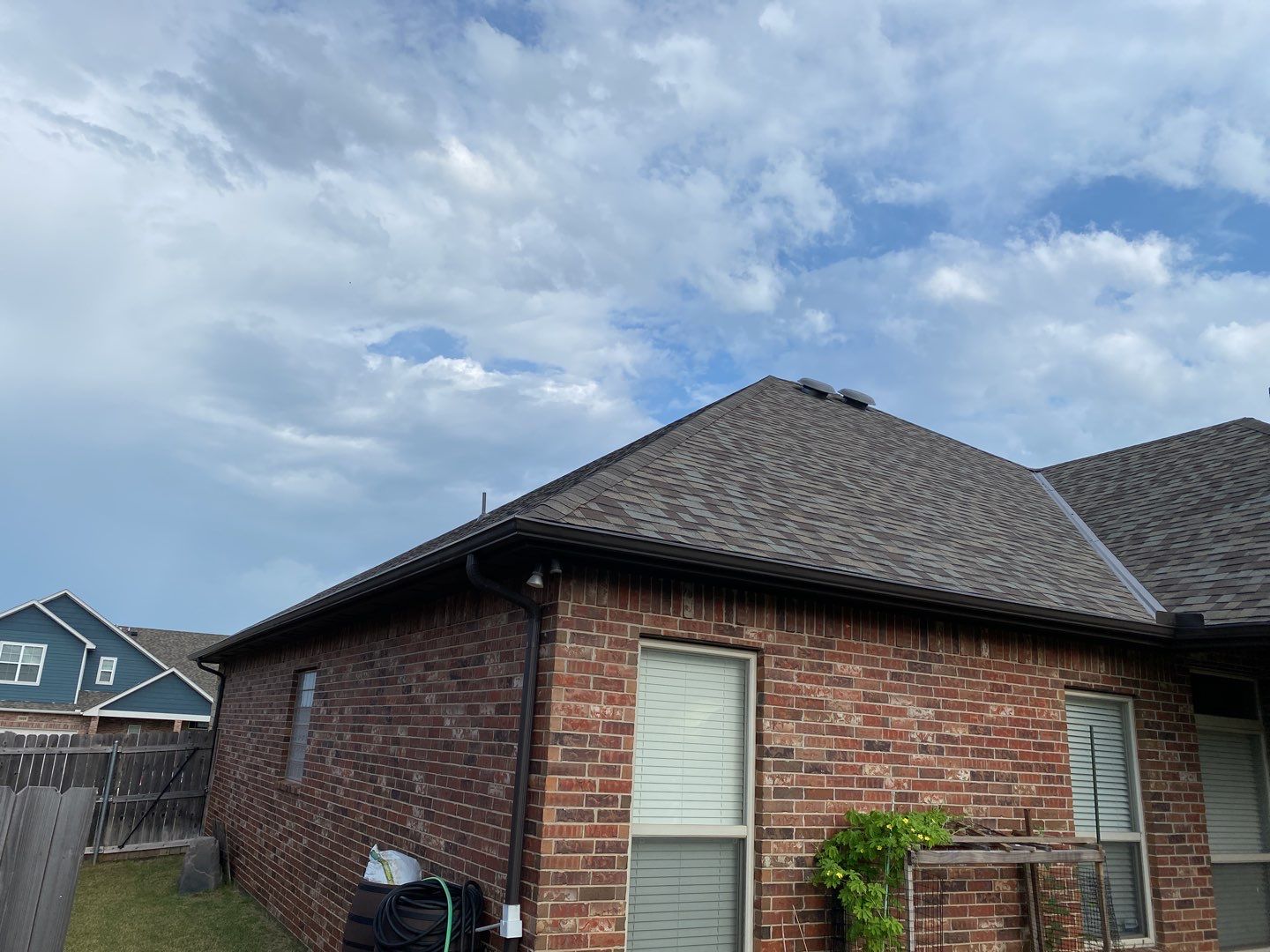 Owens Corning - Driftwood by Frontline Roofing and Construction