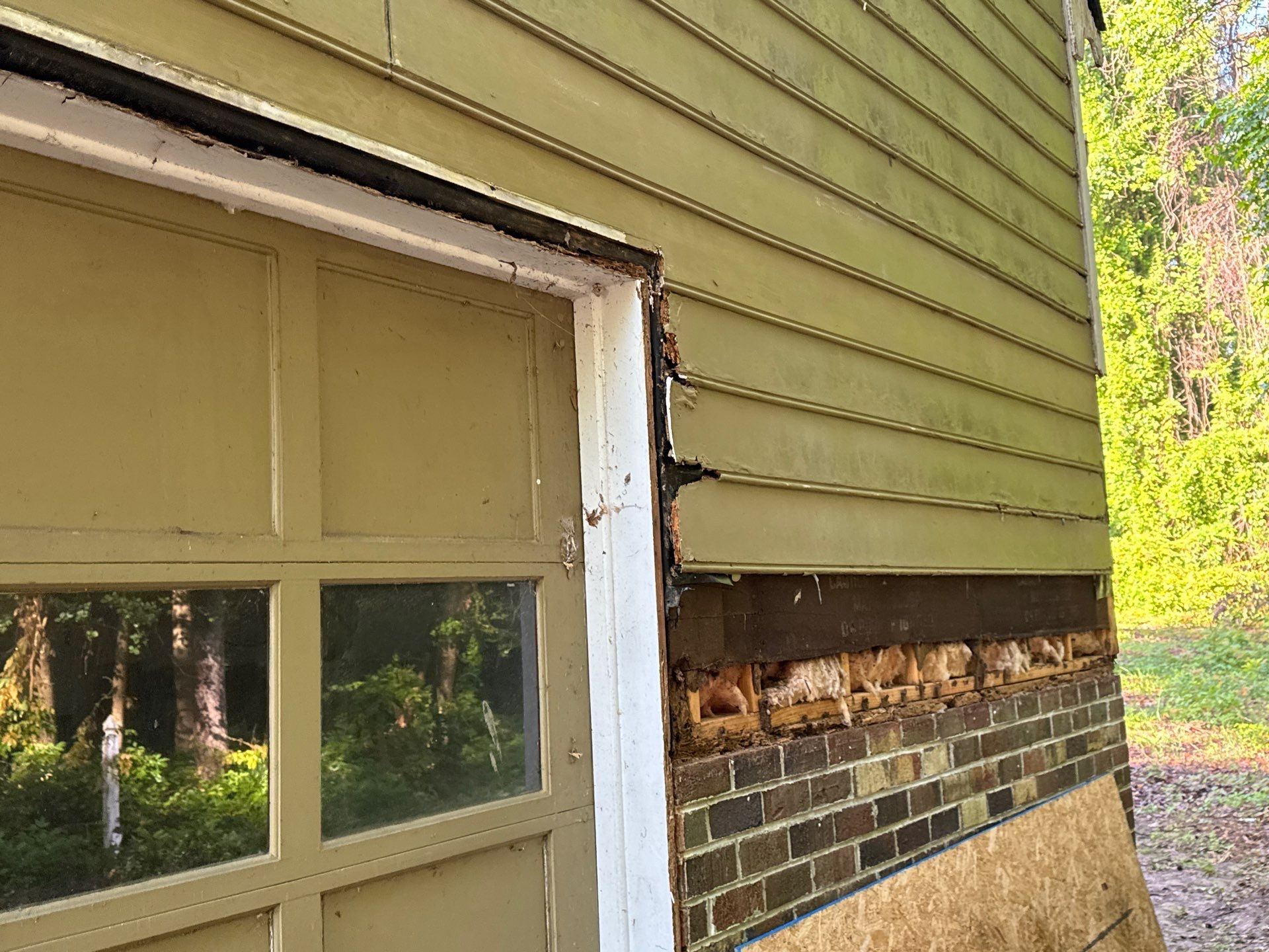 Siding Replacement and Structural Wood Rot Repairs in Mechanicsville by Cade Construction