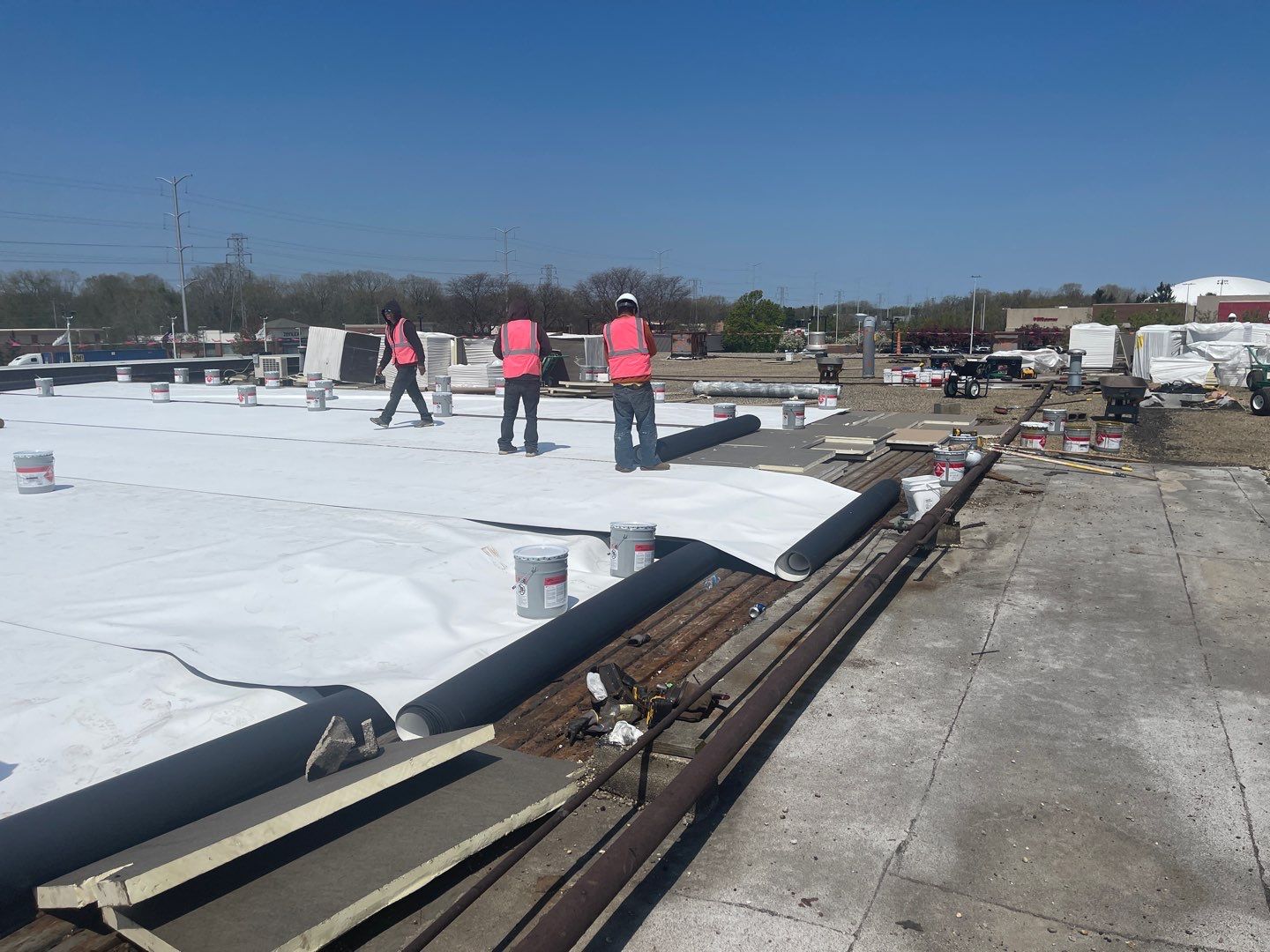 Ford Dealership - Re-Roof by Pink Roofing