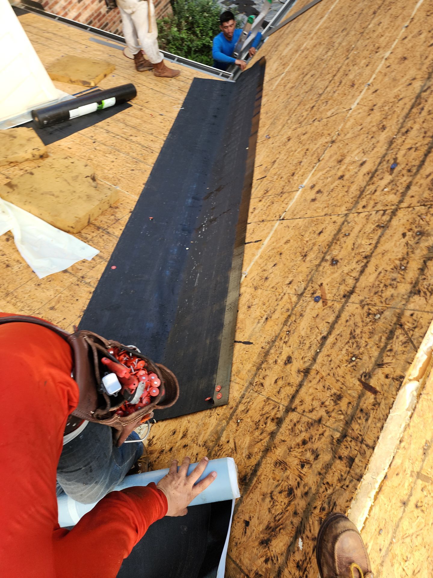 Residential Roofing Installation using Owen's Corning Duration (Lifetime) Shingles by Roof Repair Company