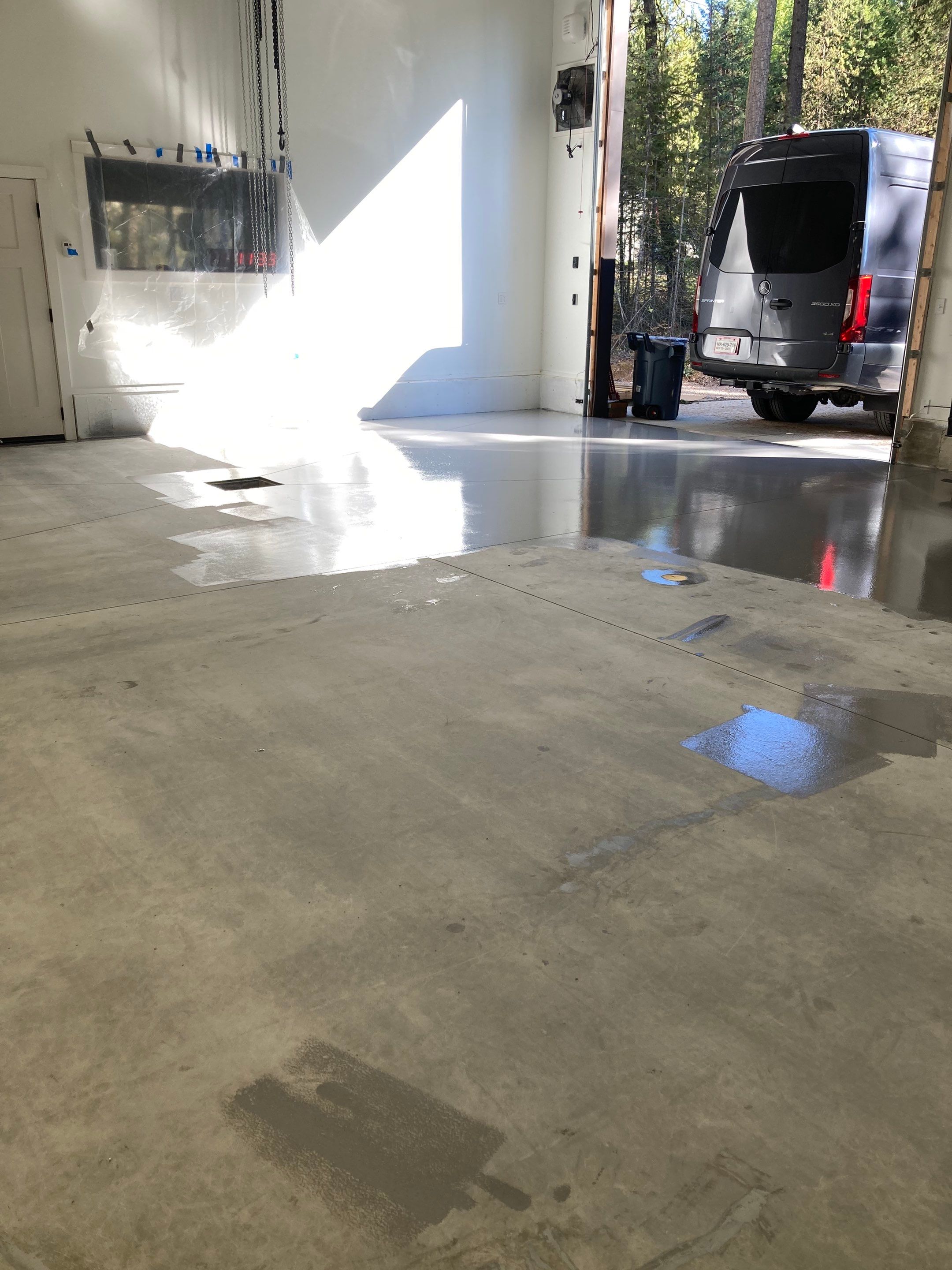 Garage Transformation using Domino and the Penntek Evolution System by Croc Coatings, LLC