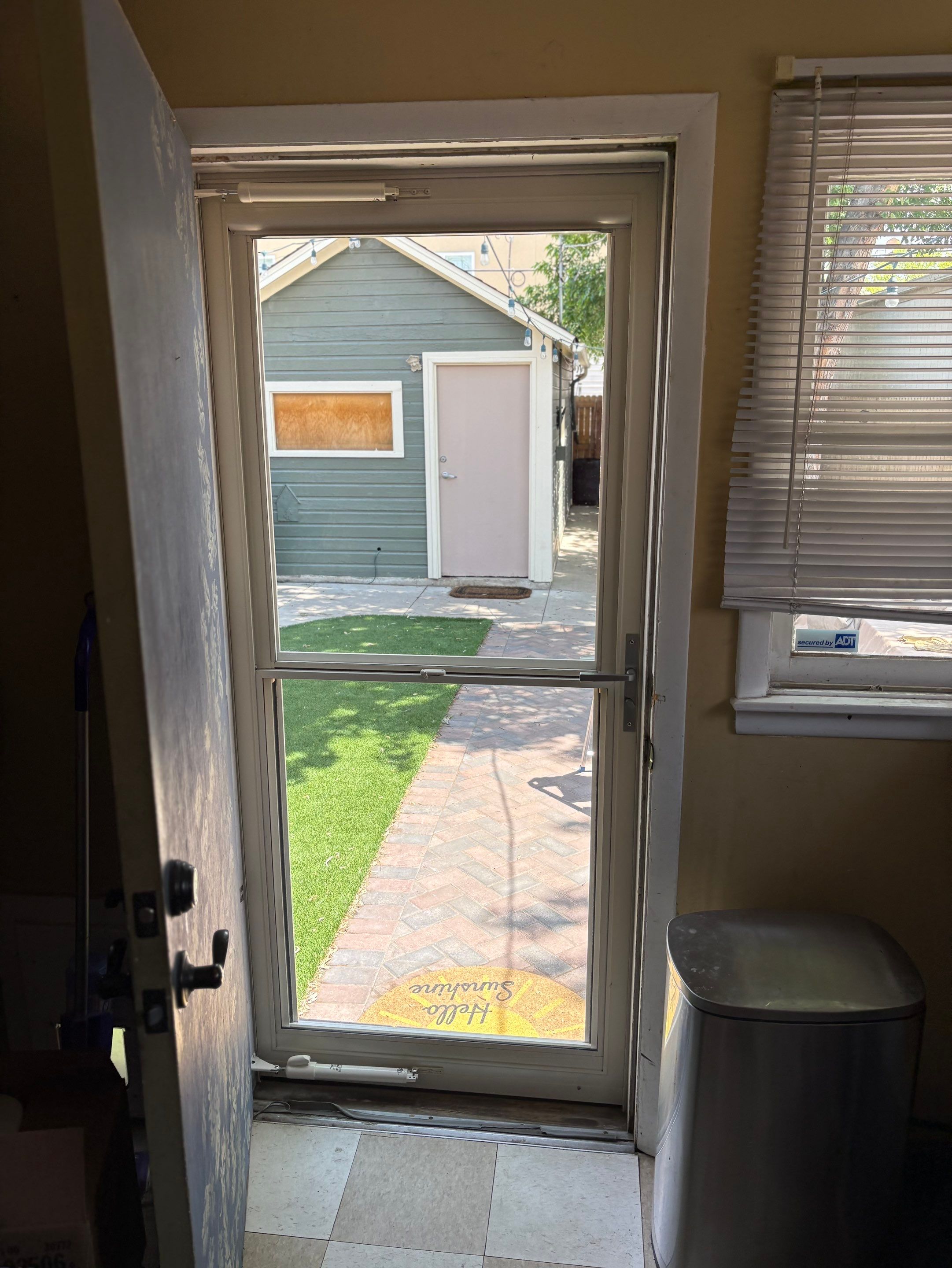 Storm Door Guy featured photo.