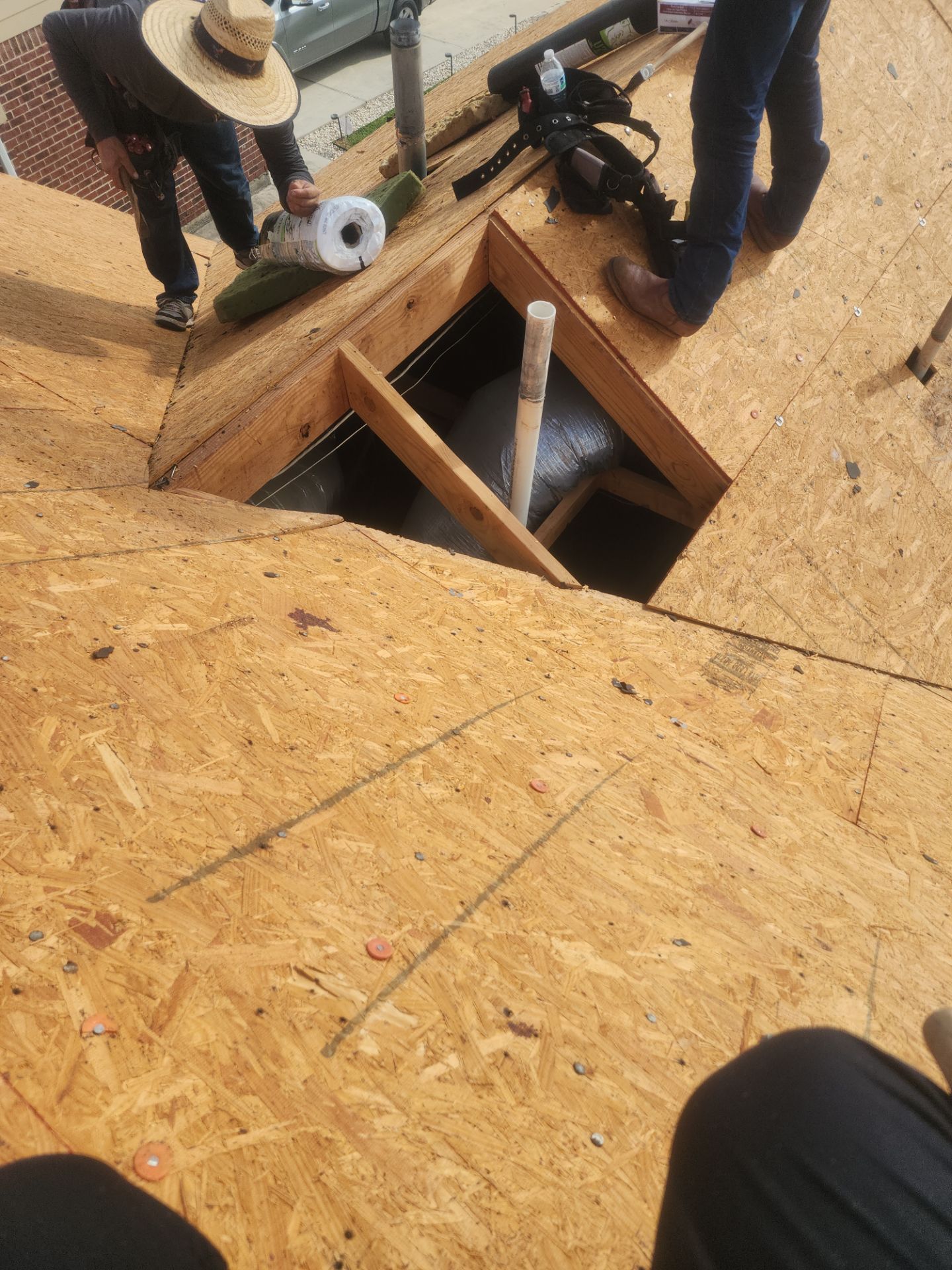 Residential Roofing Installation using Owen's Corning Duration (Lifetime) Shingles by Roof Repair Company