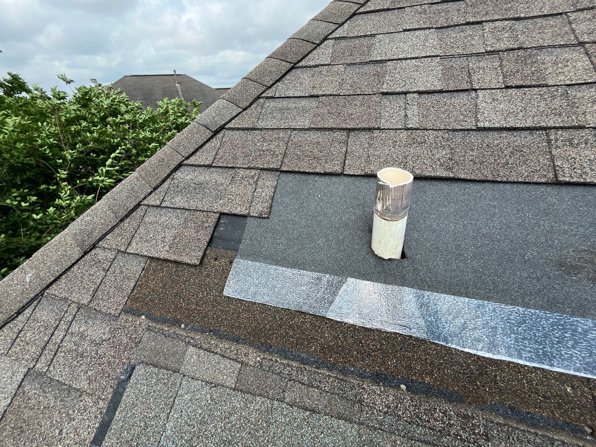 Hail Damage using Owen's Corning Duration (Lifetime) Shingles by Roof Repair Company