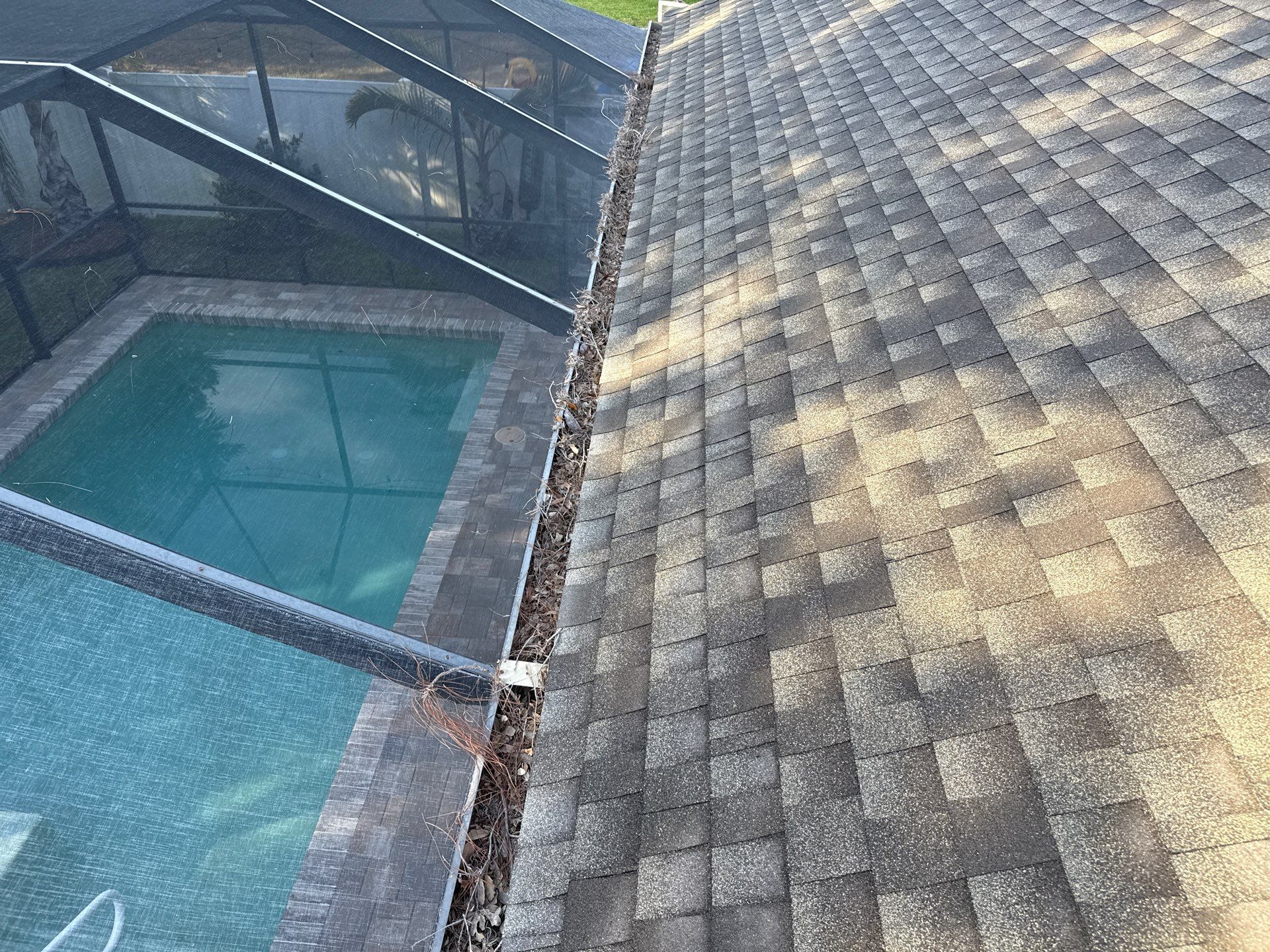Gutter Cleaning Over Screen Enclosure β Greenbrook Village, Lakewood Ranch, FL by Sunshine AquaWash