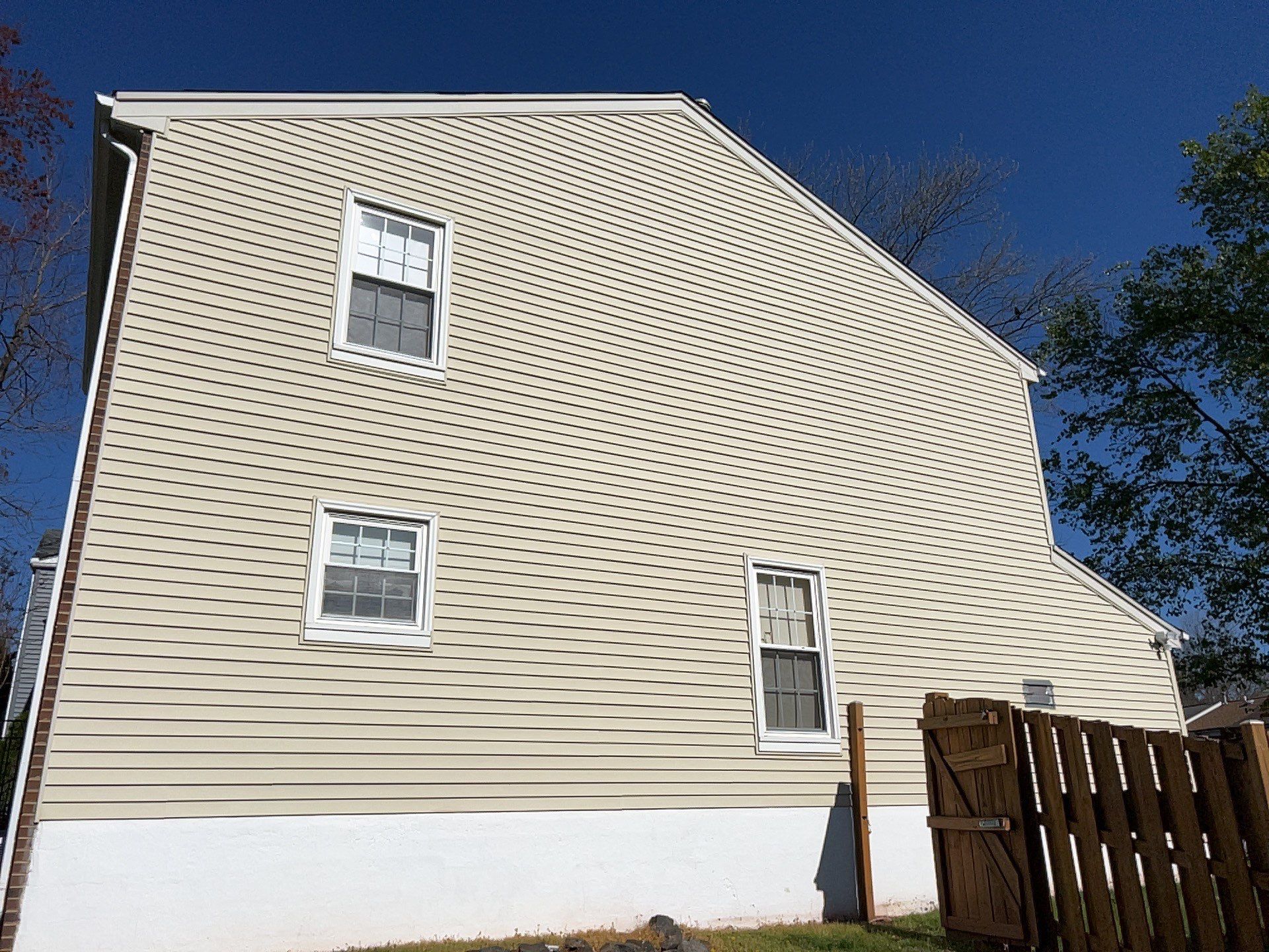 Centreville: CertainTeed Monogram Siding in Sandstone Beige by RM Banning, Inc.