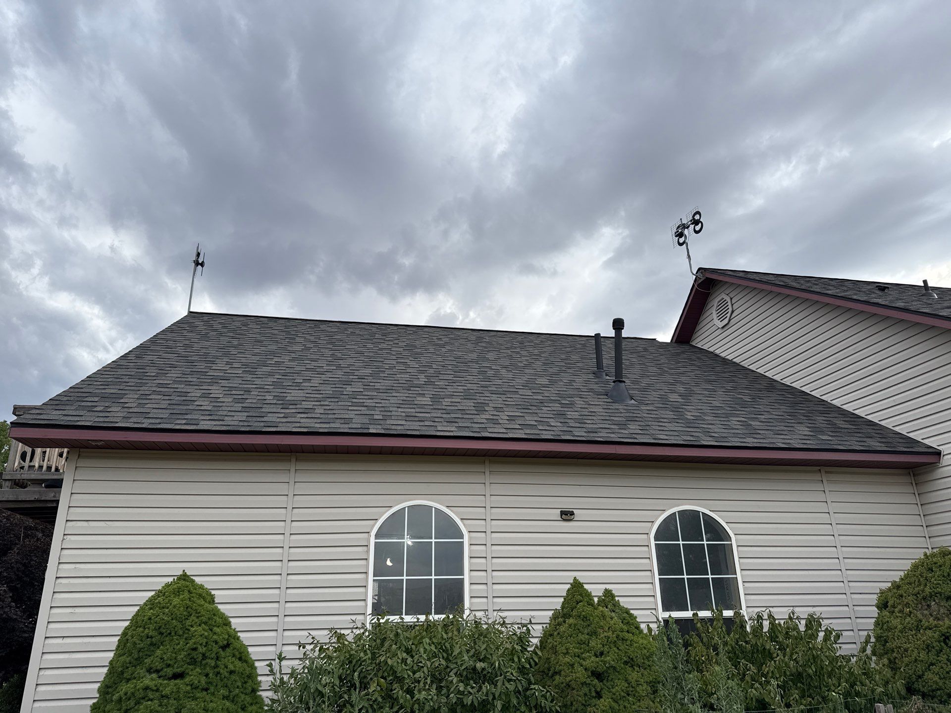Mountain Home Residential Roof Replacement With Architectural Shingles by Olive Roofing