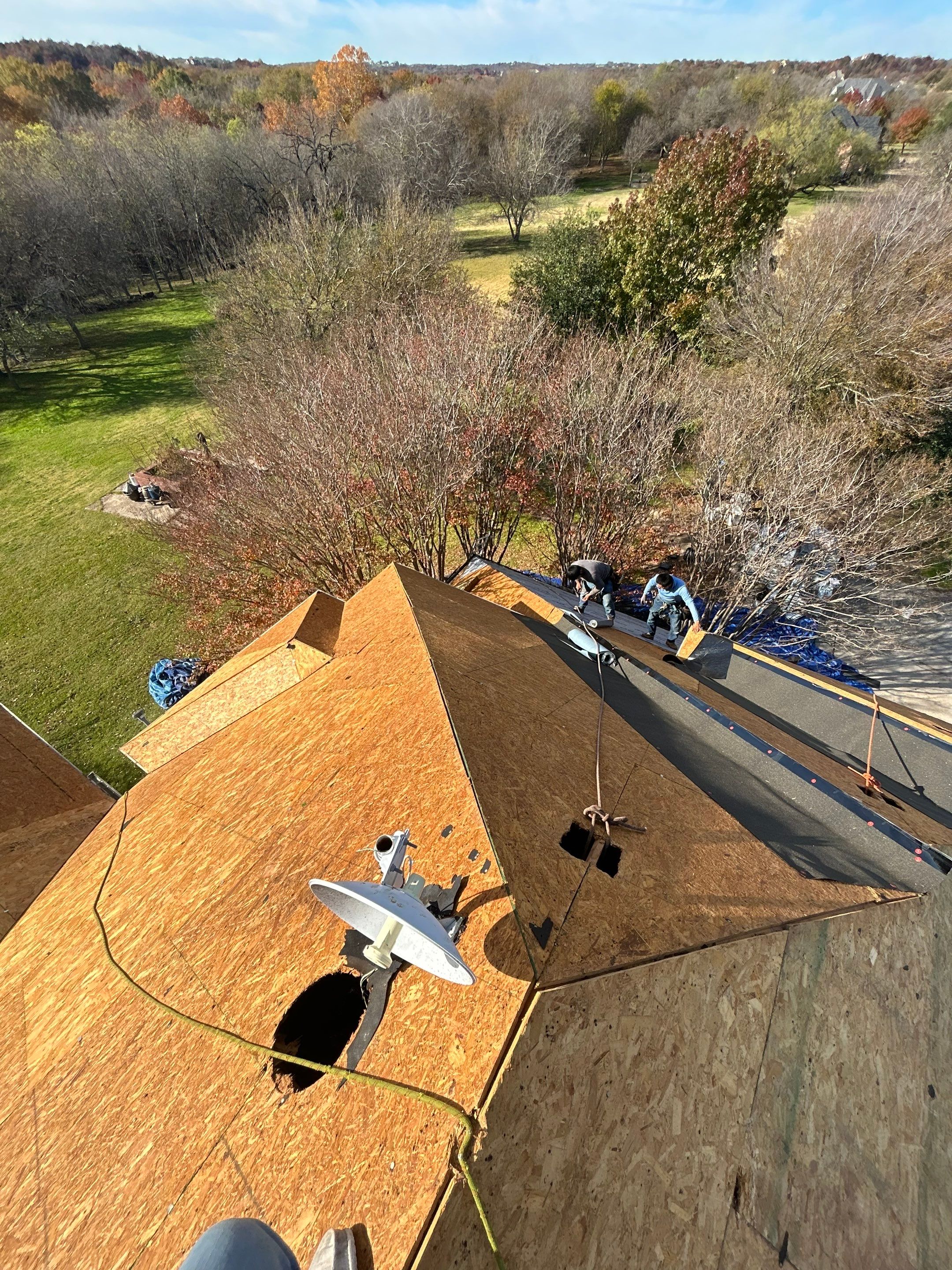 Residential Roofing Installation using ATLAS Pinnacle Pristine Shingles by Harvey Roofing & Construction