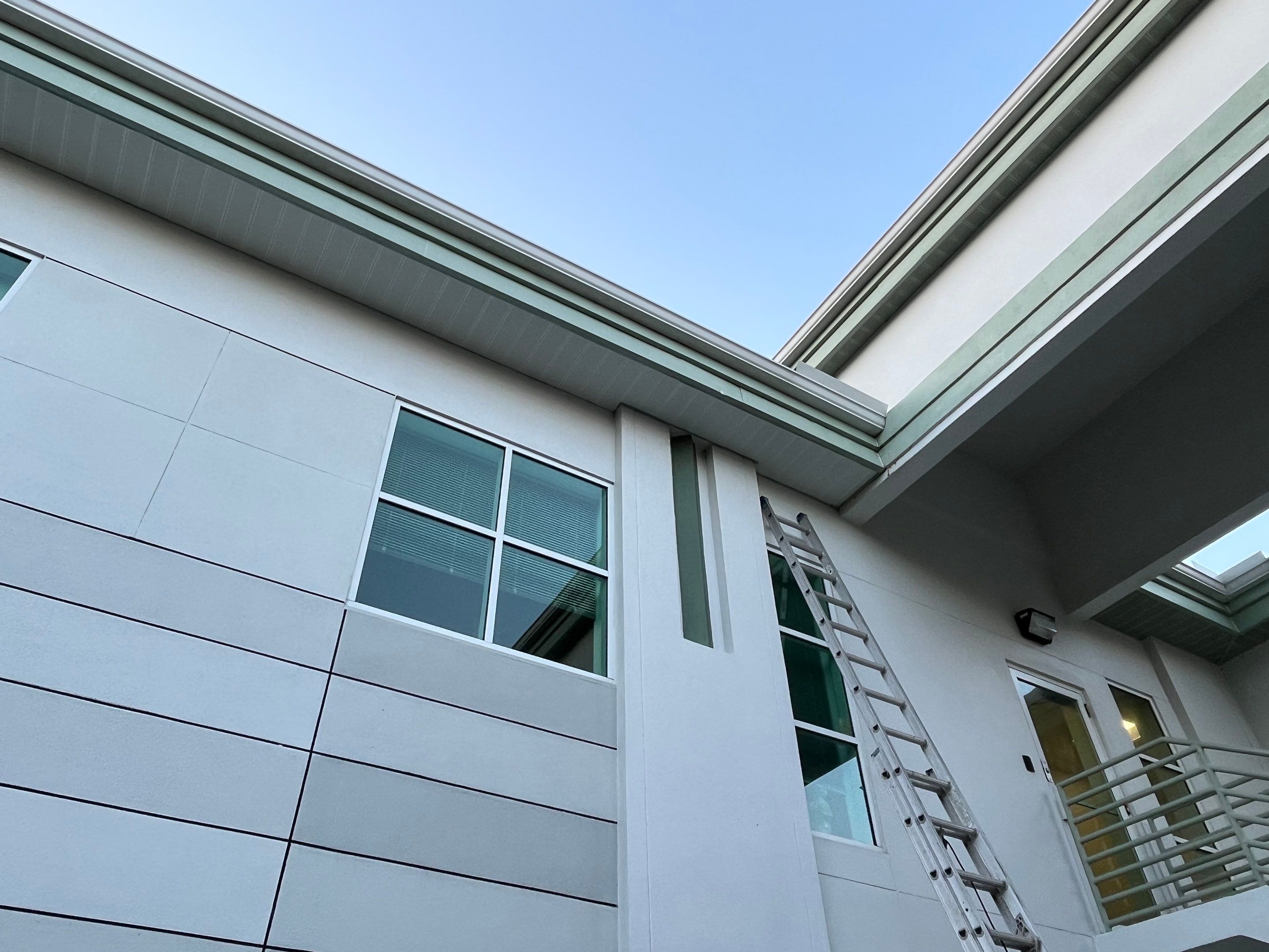 6-Inch White Seamless Gutters in Sarasota FL by Gutter Professors