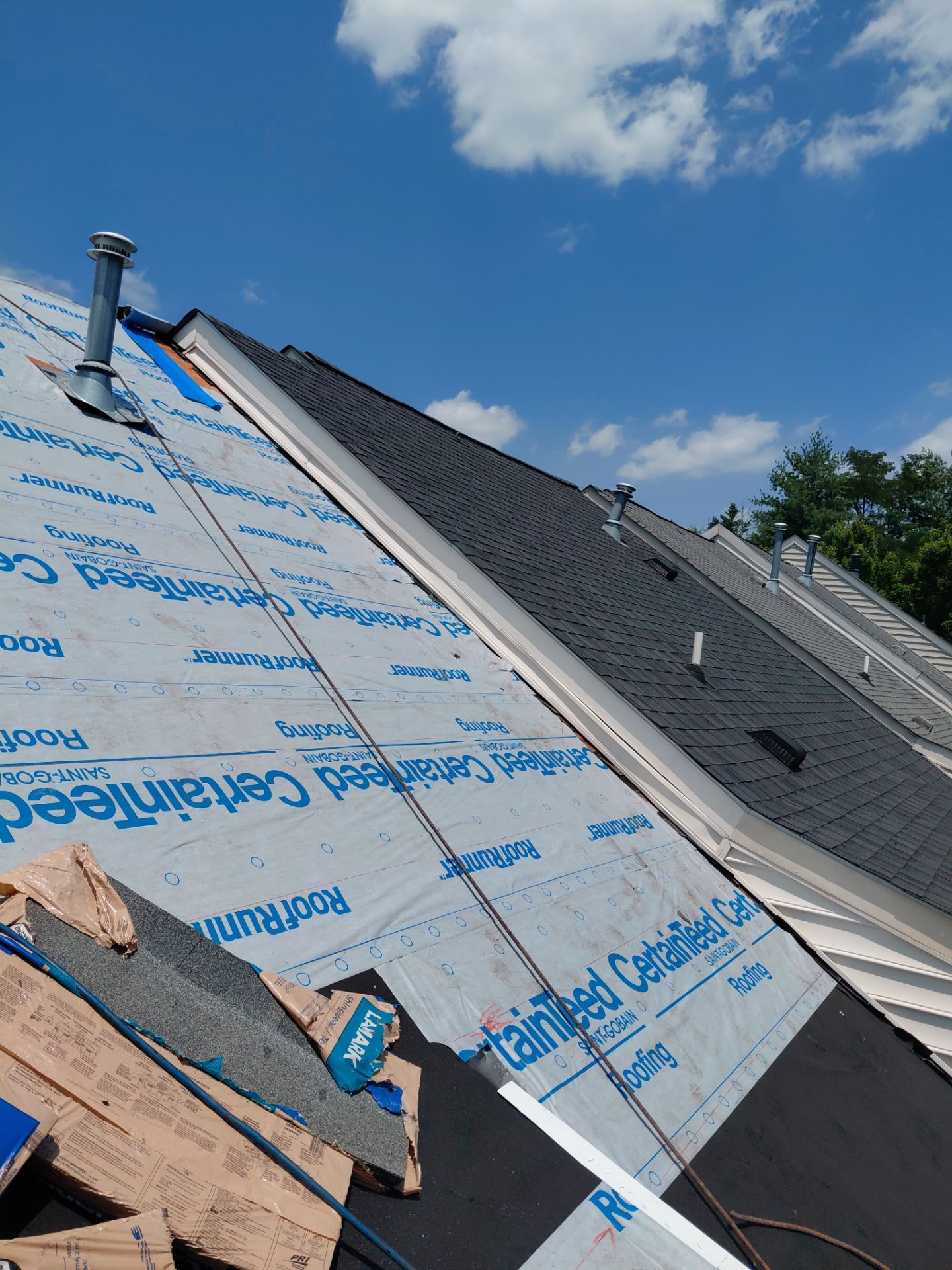 Lorton: Residential Roof Replacement with CertainTeed Landmark in Colonial Slate by RM Banning, Inc.