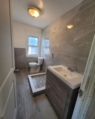 Bathroom Remodel using Tile