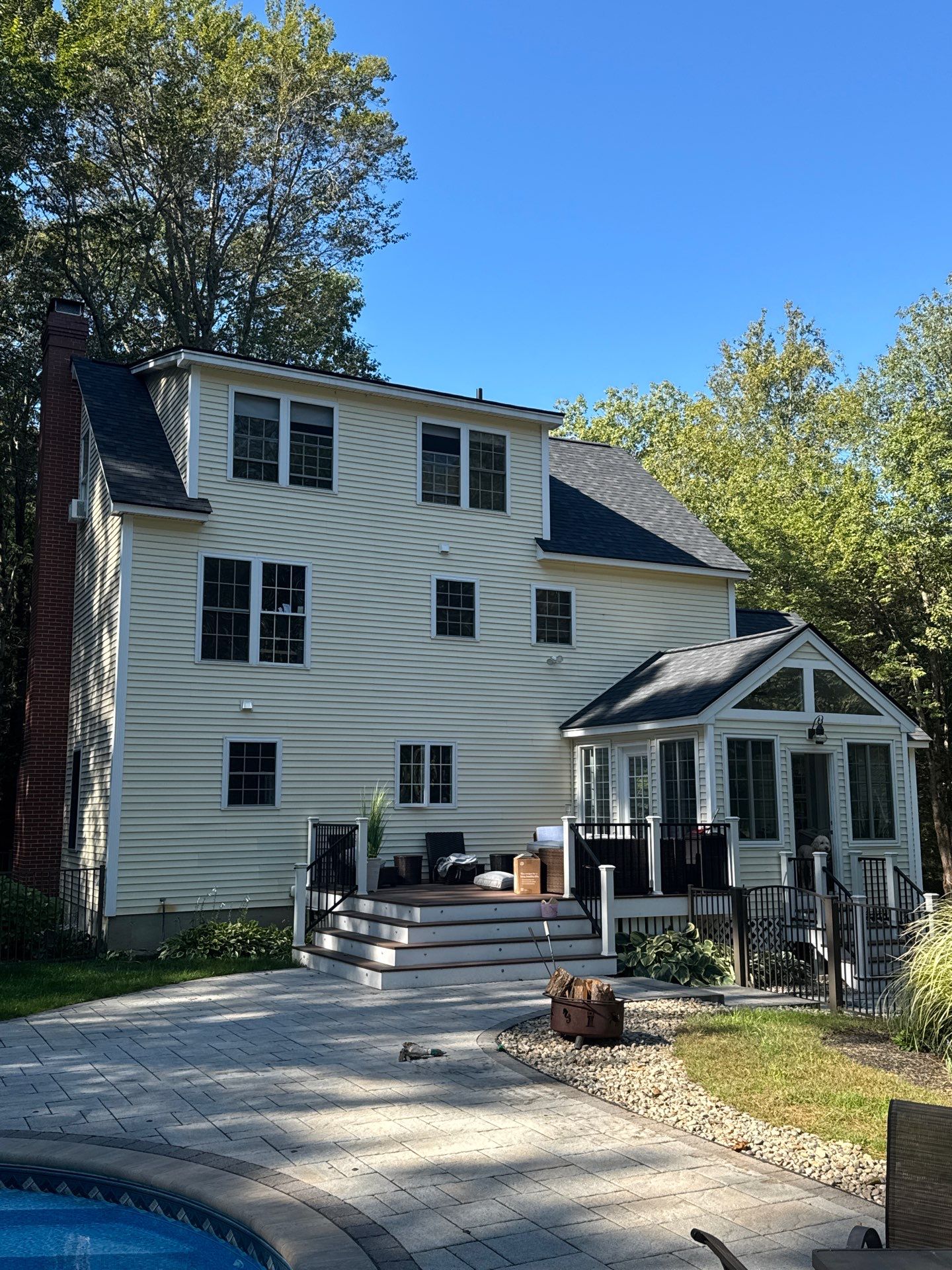 Roof Replacement in Brentwood, NH – Owens Corning Duration in Onyx Black by Compass exteriors
