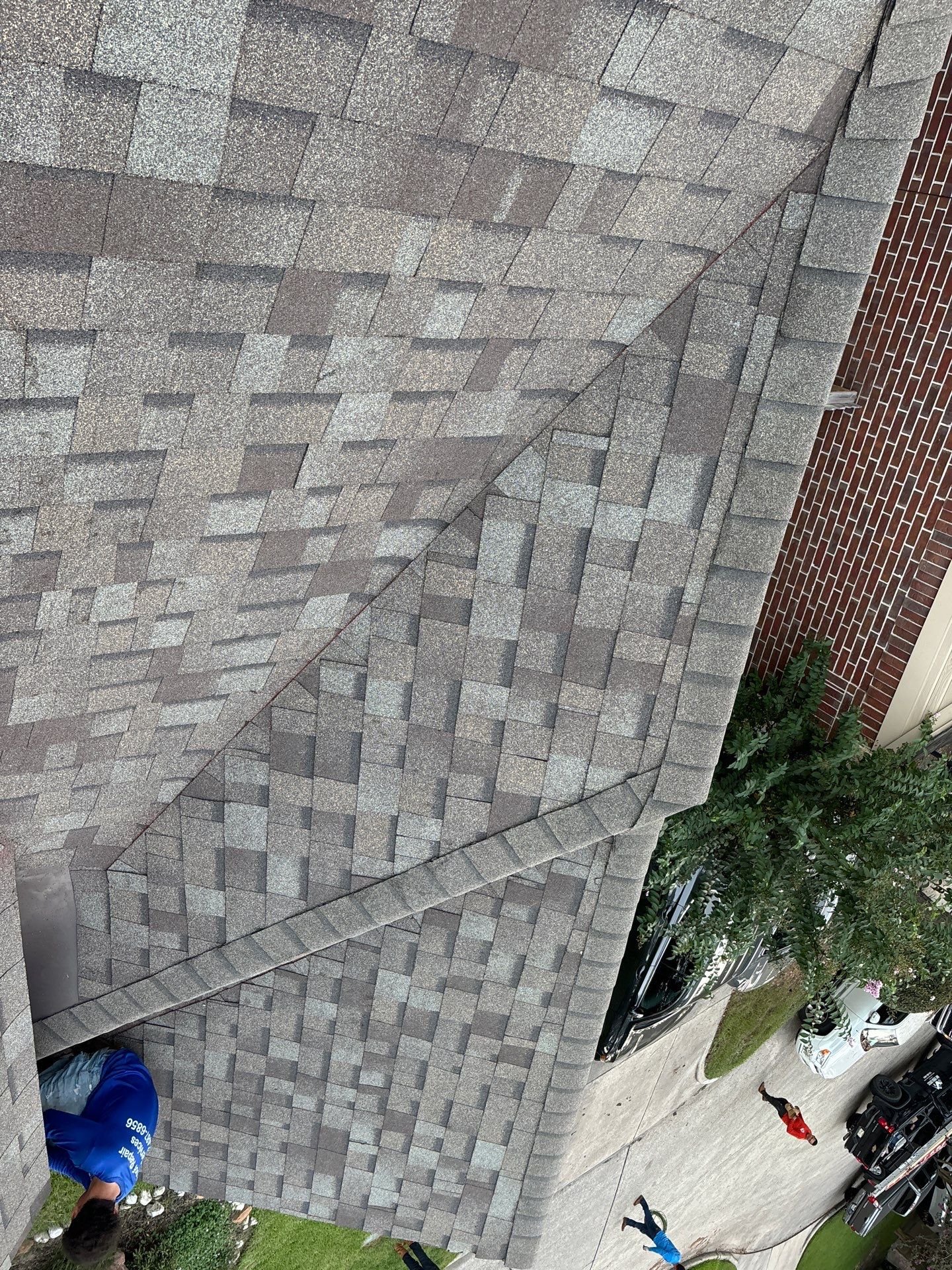 Residential Roofing Installation using Owen's Corning Duration (Lifetime) Shingles by Roof Repair Company