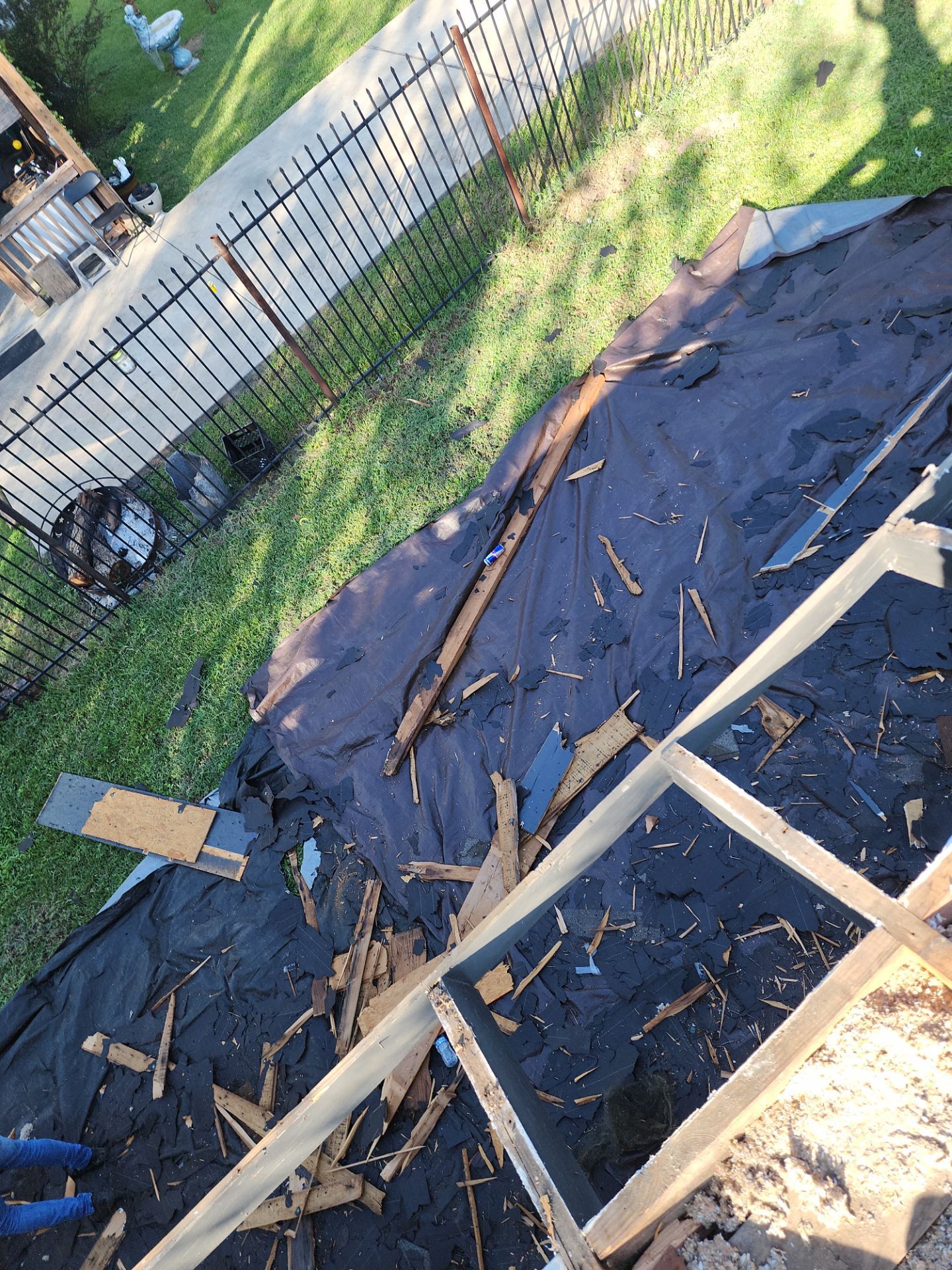 Residential Roofing Installation using Owen's Corning Duration (Lifetime) Shingles by Roof Repair Company