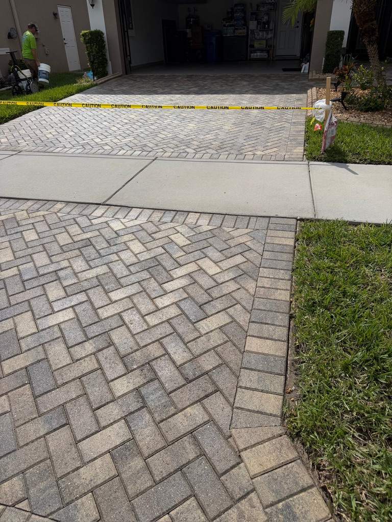 Paver Sealing and Restoration for Valencia Lakes Driveway by Supreme Paver Experts