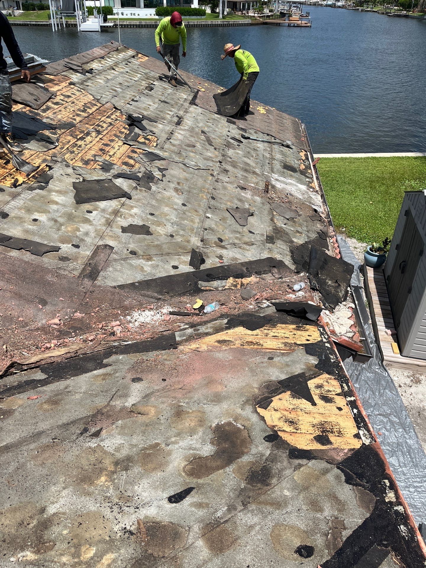 Project in St. Petersburg 33703 by Mitchell Roofing Company LLC 